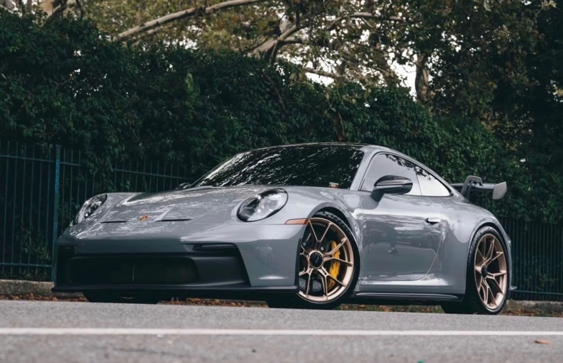 mph001_200117820_Used_2023_Porsche_911_GT_3_1764792959_16a896d364