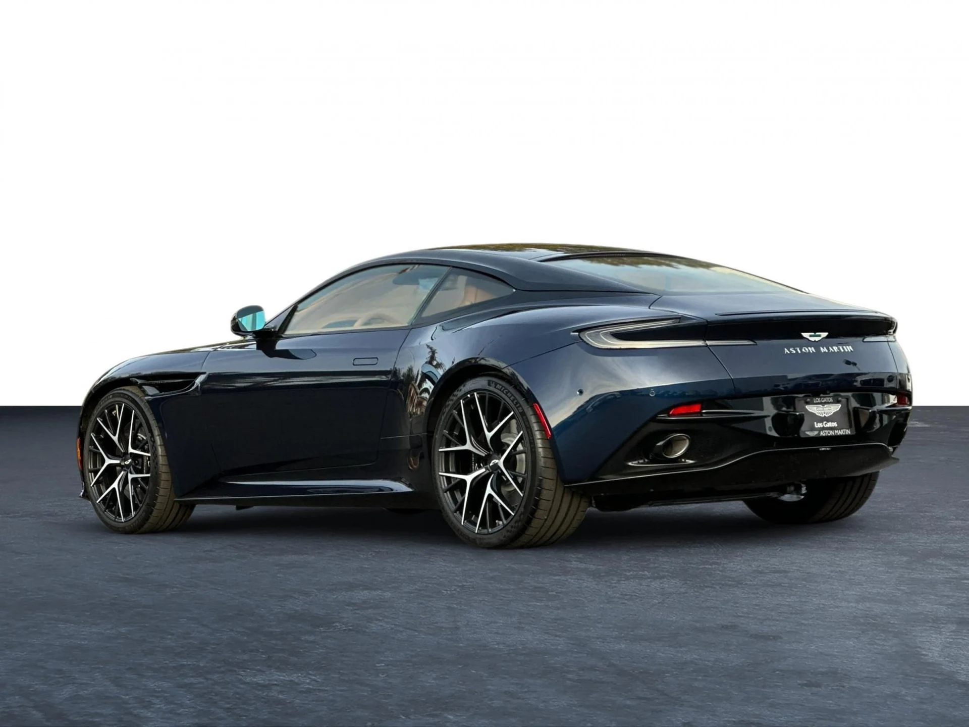 mph001_2004416924_New_2026_Aston_Martin_DB_12_1764753305_b706197f22