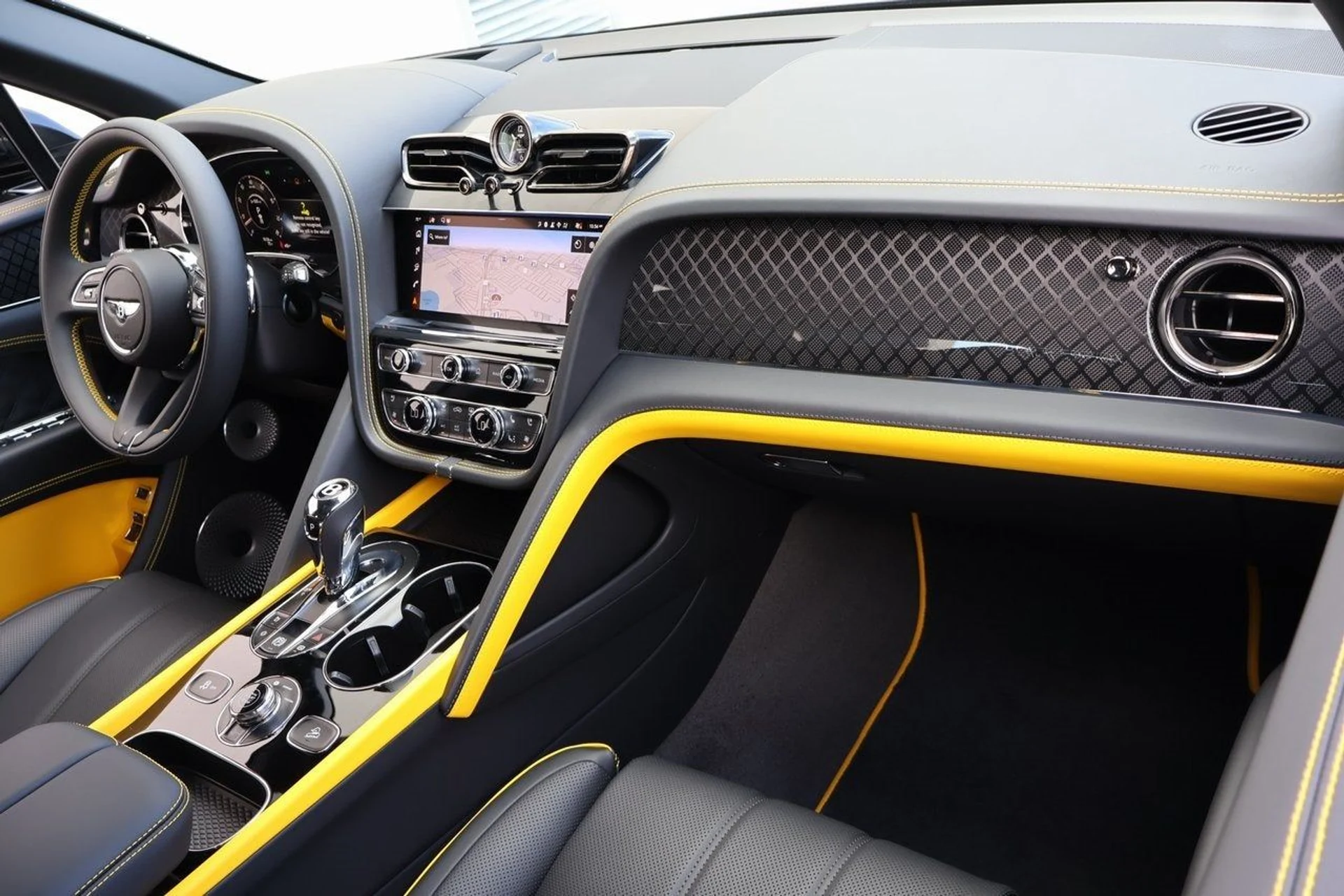 mph001_2020187513_2_6547a2e004