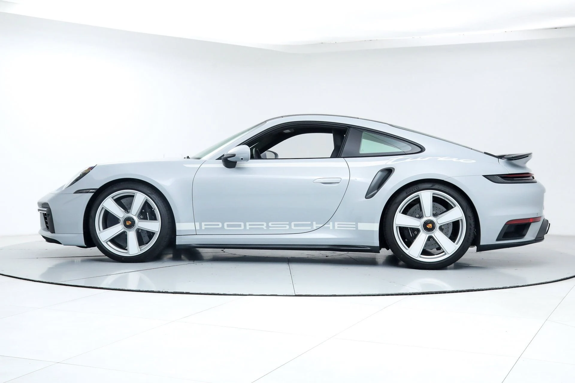 mph001_202353478_eddb87b4165e39f5d40c6ff8ceba3c9c_123265022b