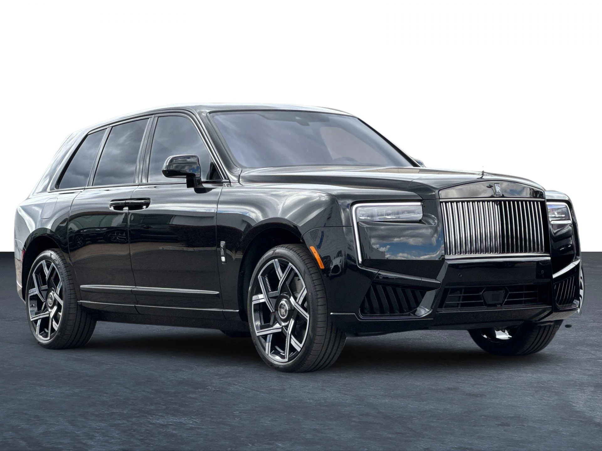 mph001_2030892704_New_2027_Rolls_Royce_Cullinan_Black_Badge_1788527036_6d2e4c51ee