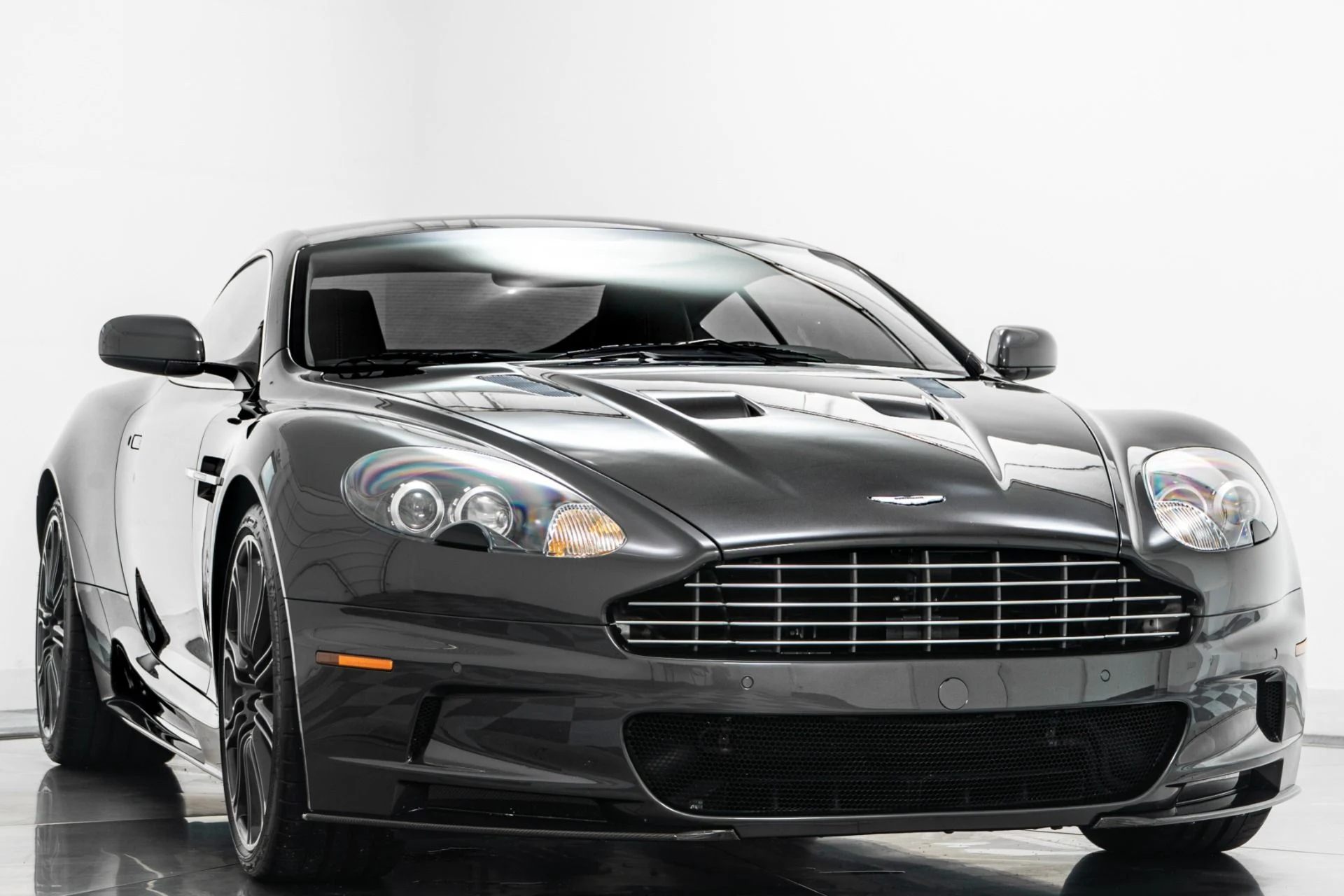 mph001_2031781838_Used_2009_Aston_Martin_DBS_1753978319_b8246f8e14