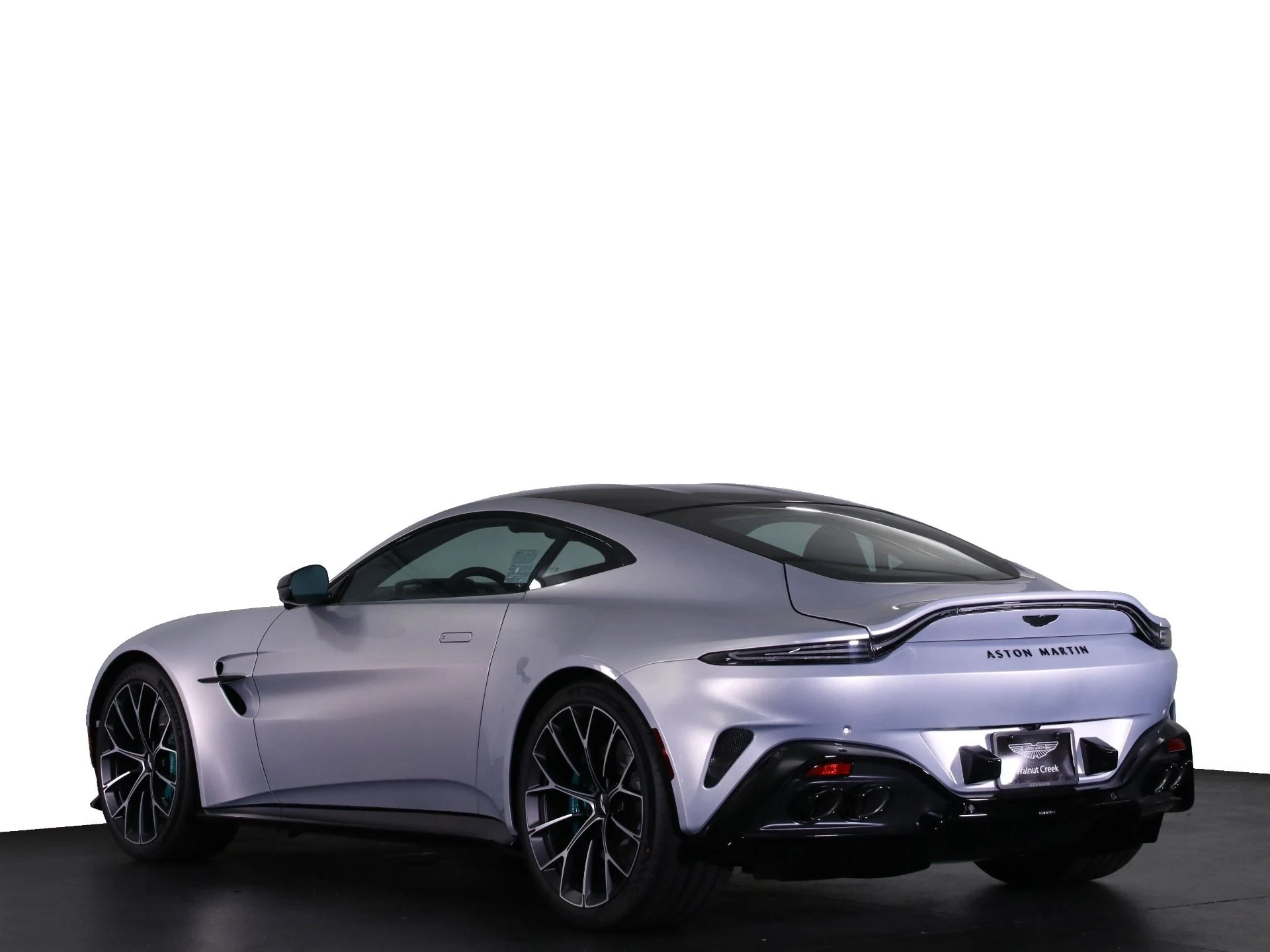 mph001_2032029242_New_2025_Aston_Martin_Vantage_1758482523_9b201aedd7