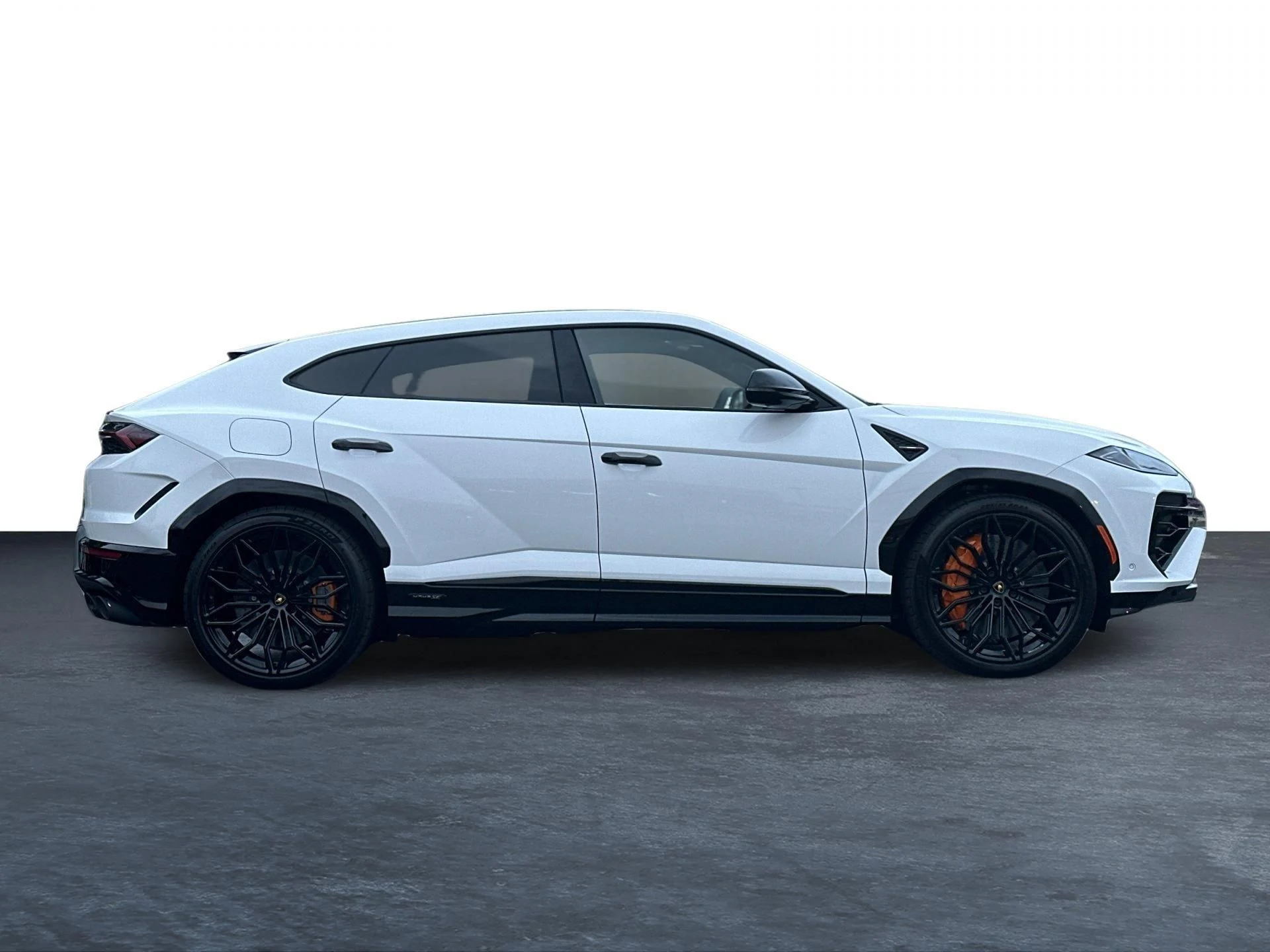 mph001_2038808063_New_2025_Lamborghini_Urus_SE_1766589011_c023f67801