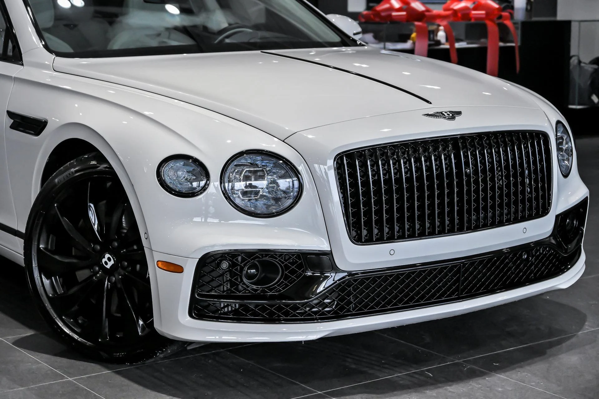 mph001_2039370787_Used_2021_Bentley_Flying_Spur_V8_1765794810_4da0f9ca93