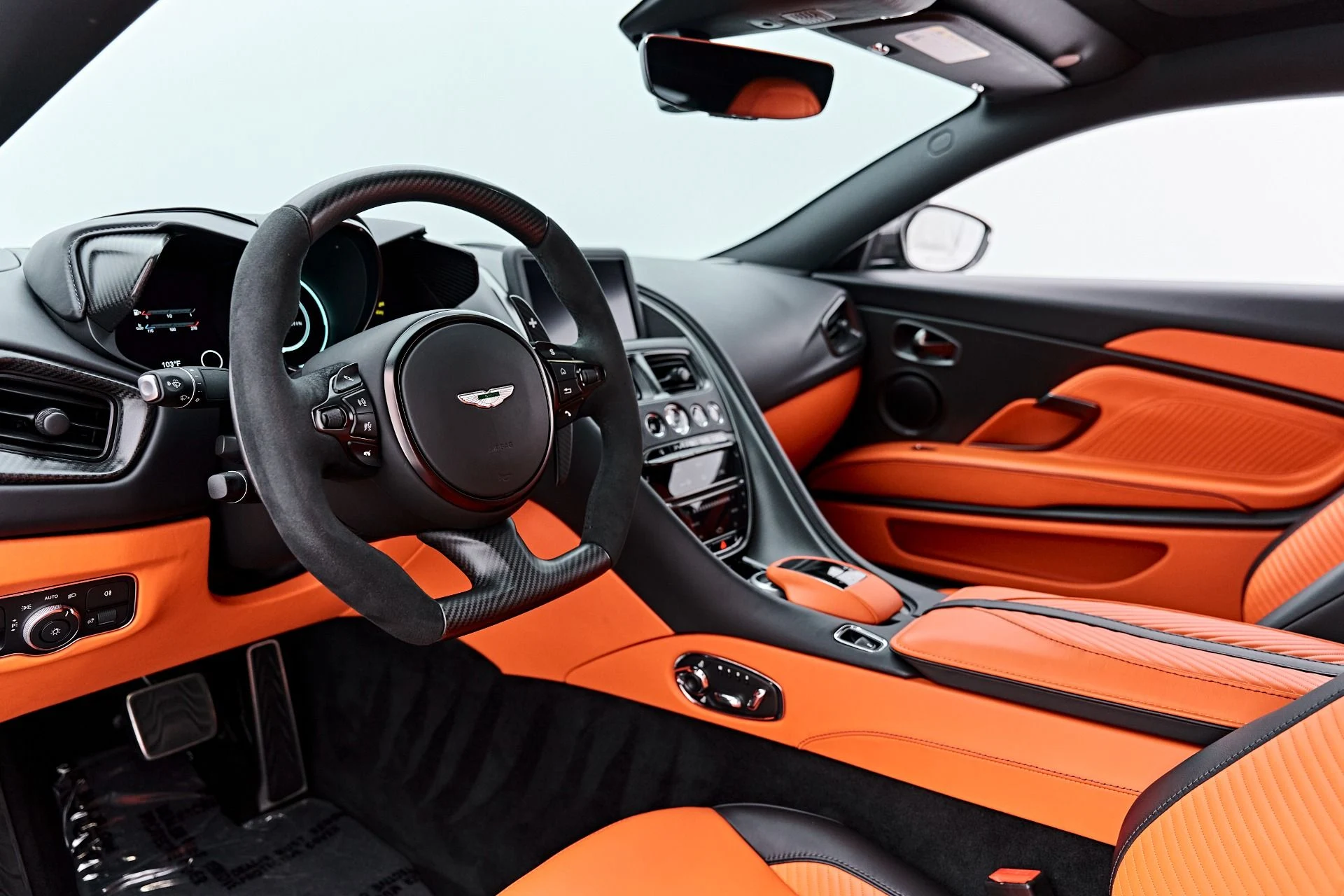 mph001_2049953537_Used_2023_Aston_Martin_DBS_Ultimate_1787789294_810866bd0d