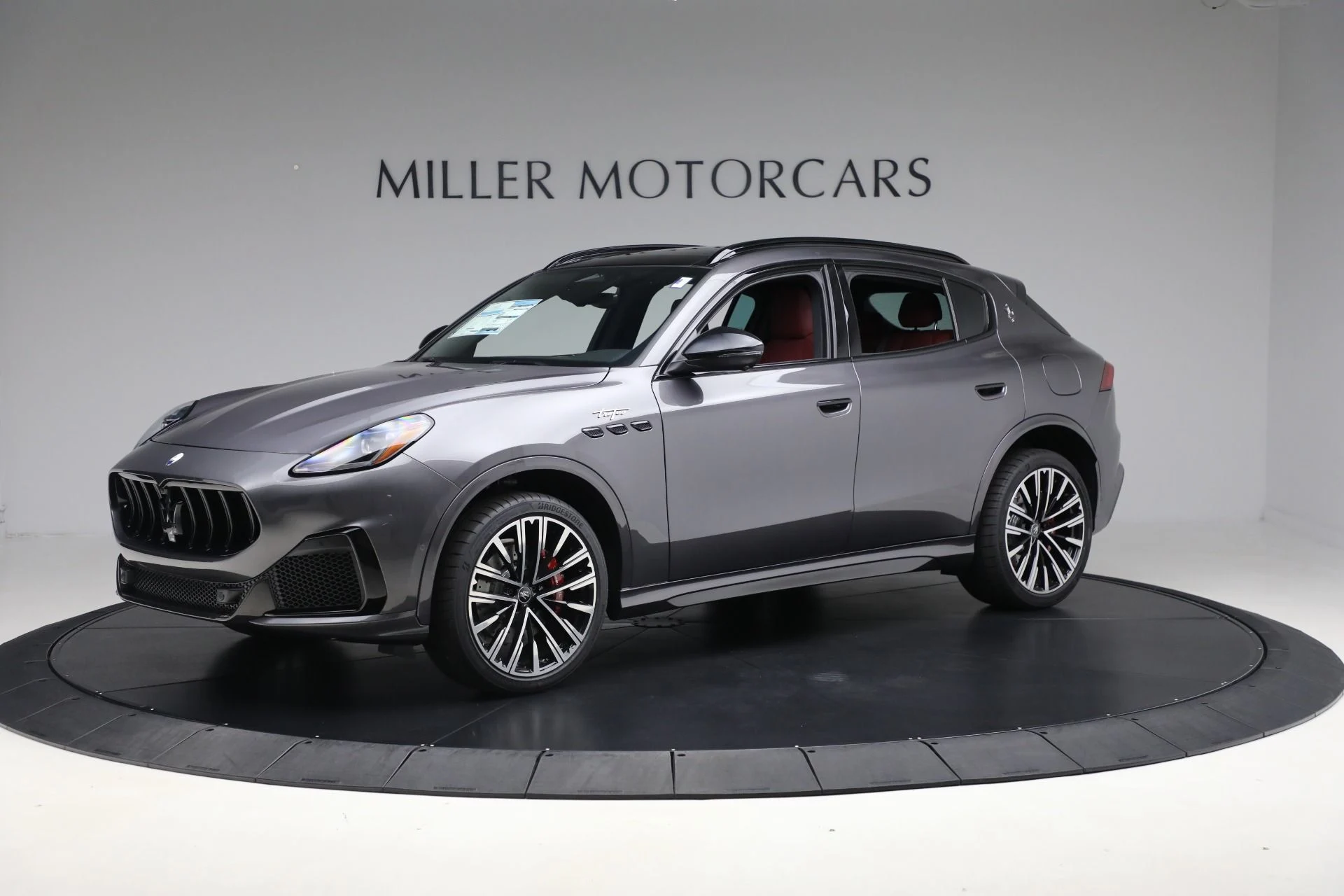 mph001_2050043251_New_2025_Maserati_Grecale_Trofeo_ee81bd3ad2