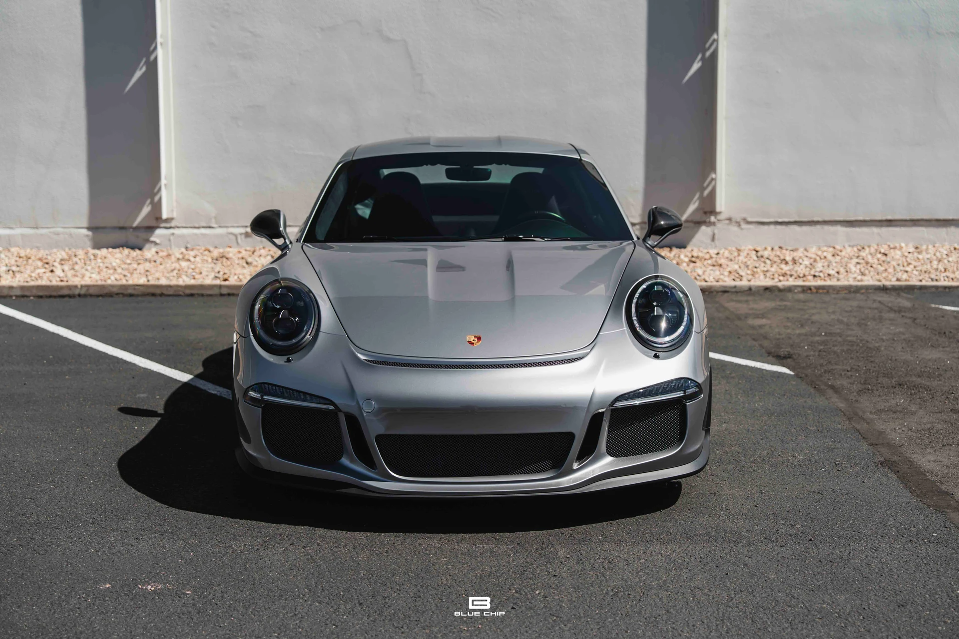 mph001_2052731453_6a2c87e3ecc591960db02a0b_2016_Porsche_911_R_02_3b84b68309