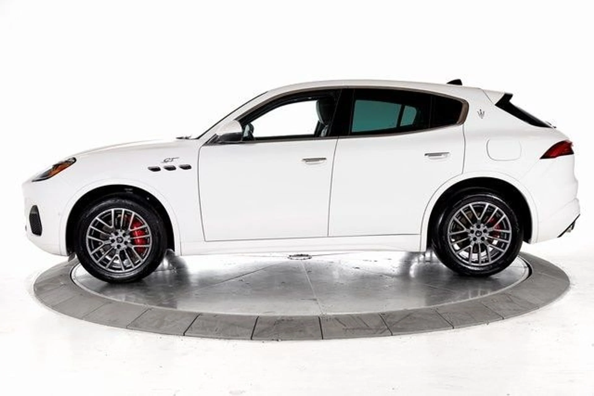 mph001_2062297427_c25a3c41926b8e0c5e6de9bf94c78568x_5f08a6401b