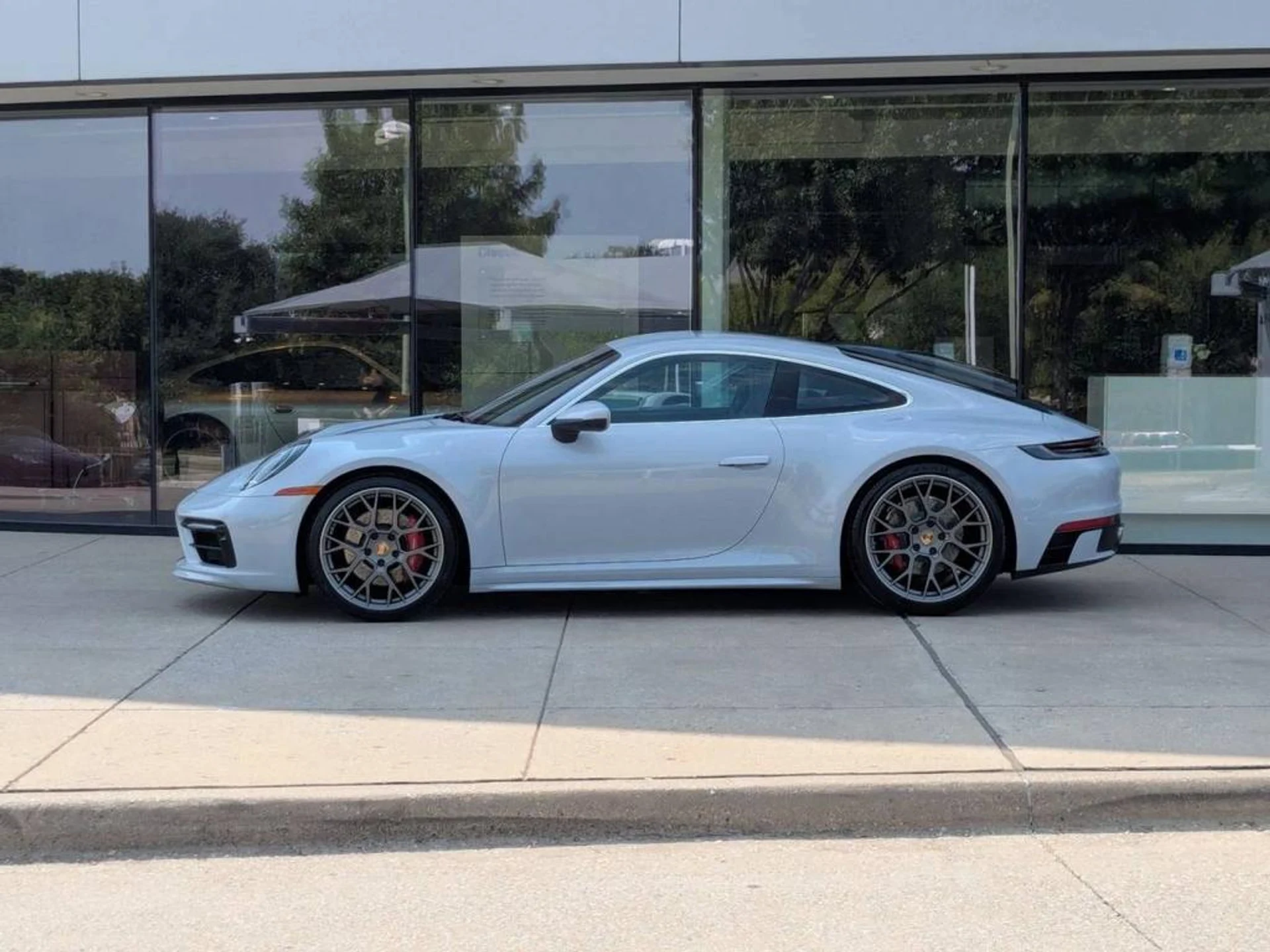 mph001_2064200699_e0_O9m2nn7_O_Shwjm_Z13_Hn_Cii_XC_Fg_a74f5299ab