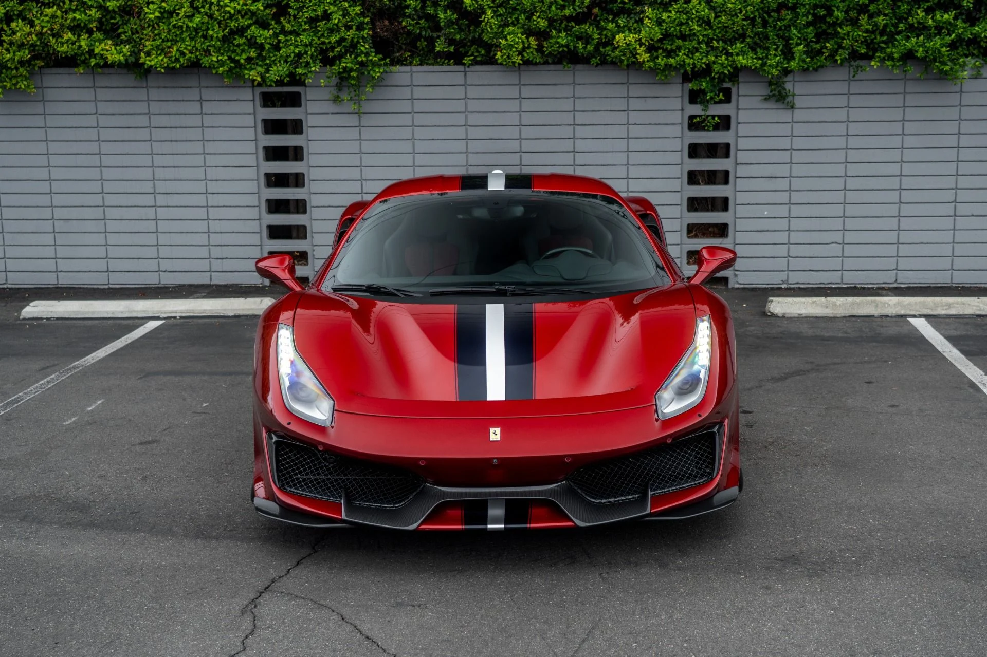 mph001_206466143_Used_2019_Ferrari_488_Pista_1759877636_5e2abd1eb9