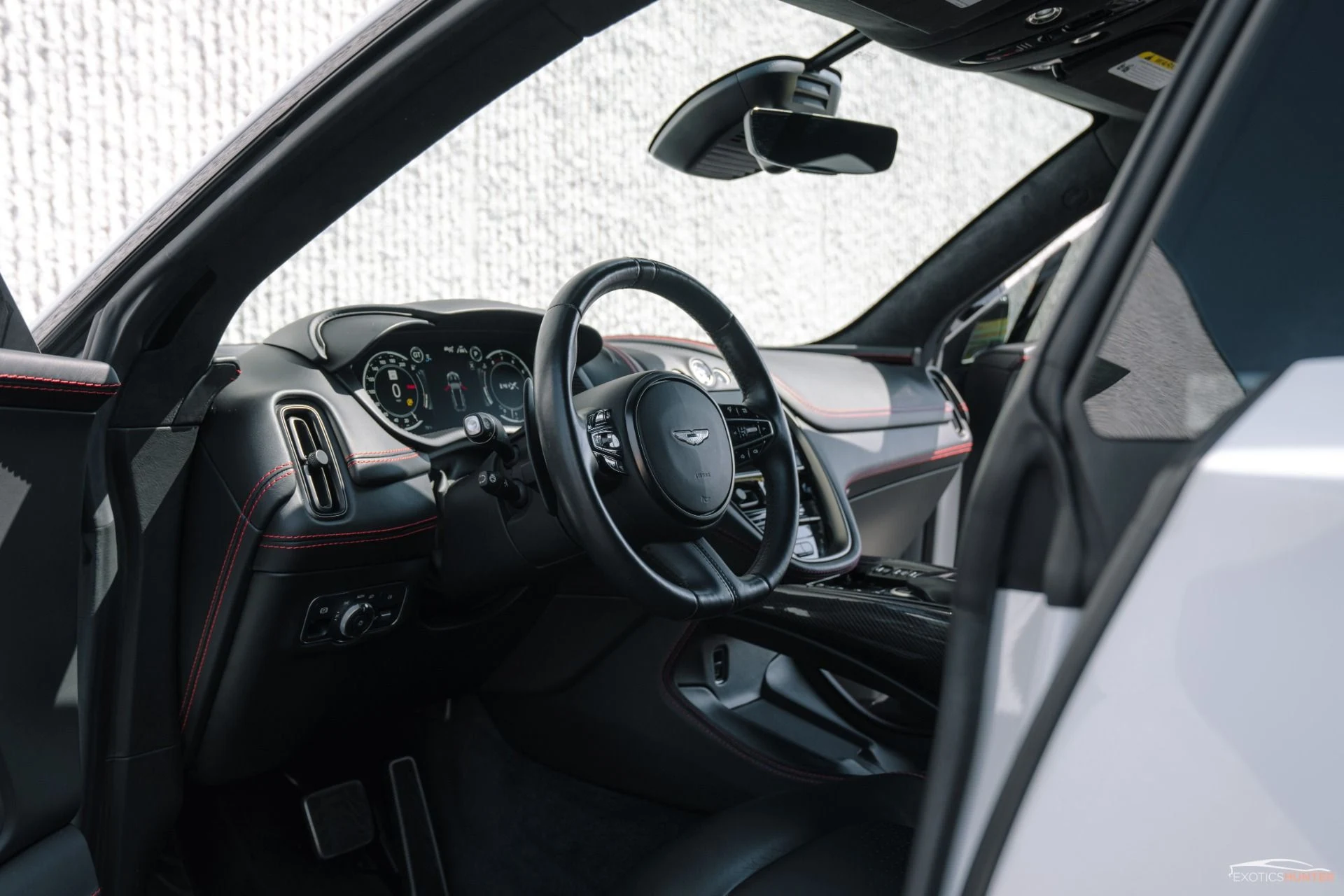 mph001_2069874937_Used_2021_Aston_Martin_DBX_225_K_MSRP_in_AML_Special_Paint_Black_Pack_DB_Elegance_Pack_1741980813_c00759ae05