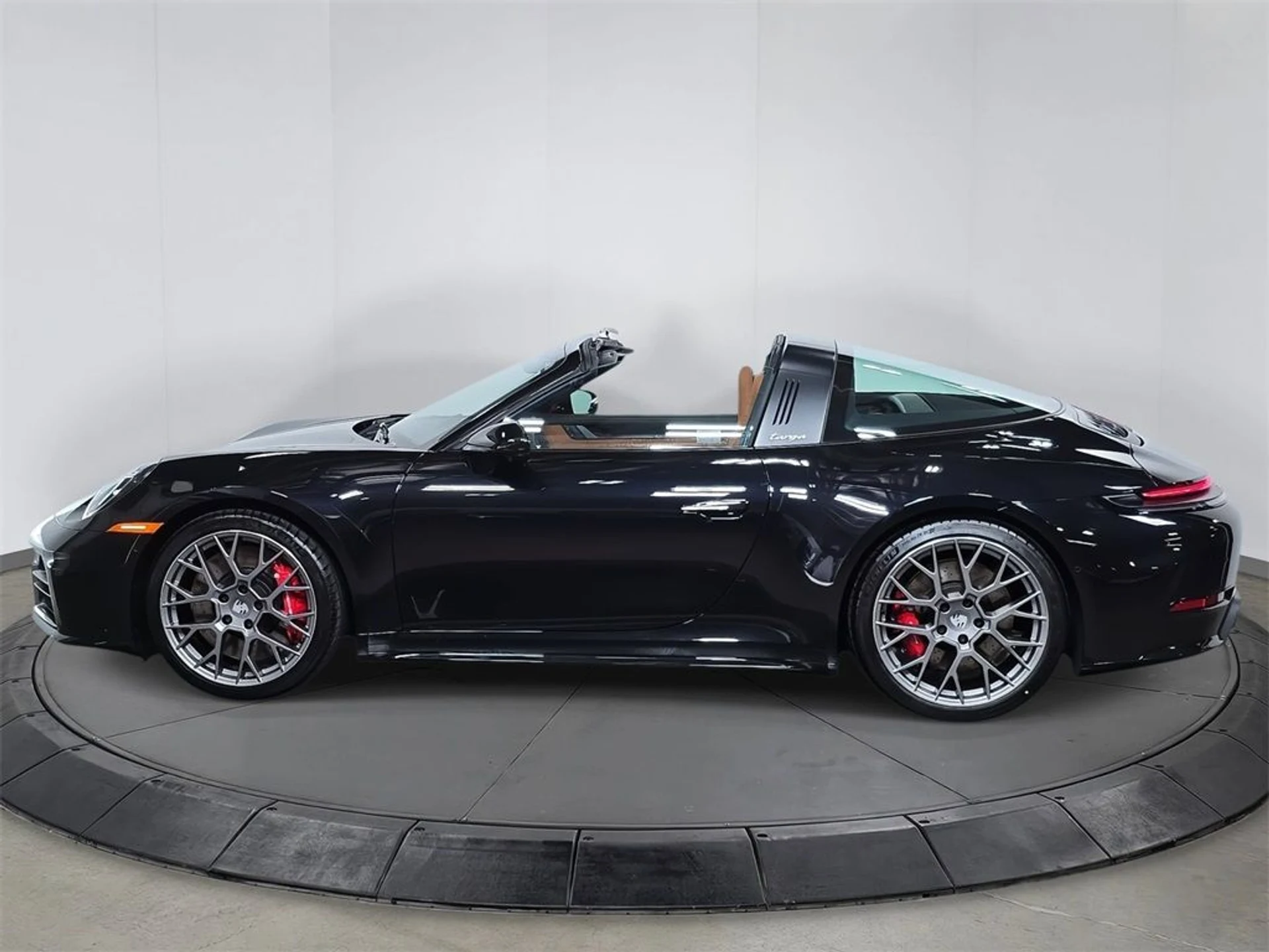 mph001_2103622289_52ee72f8f3d4a953760ede29bb76ccd6_38f8cef562