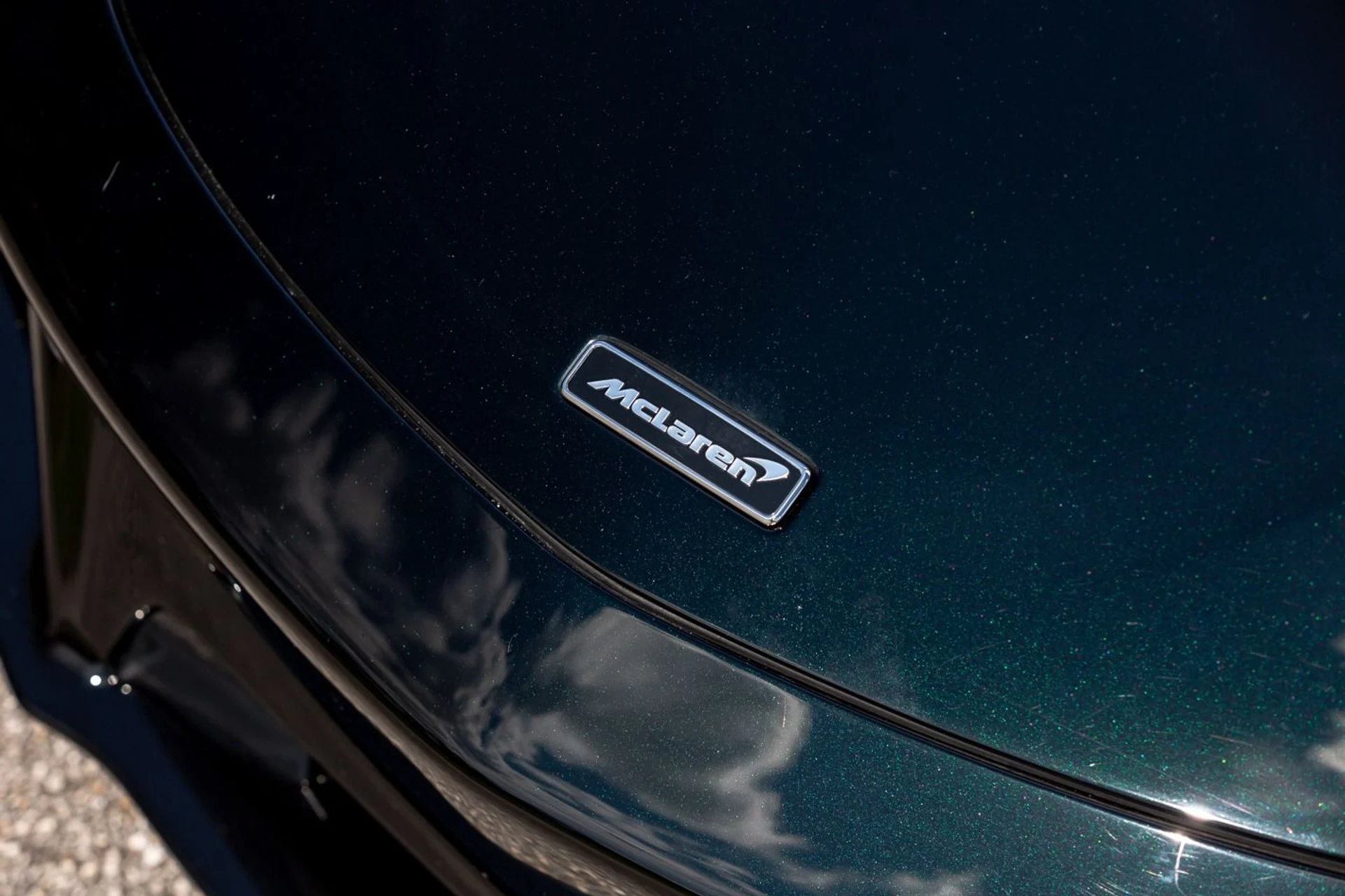 mph001_210416538_440_p2_l_3530a6e7ae