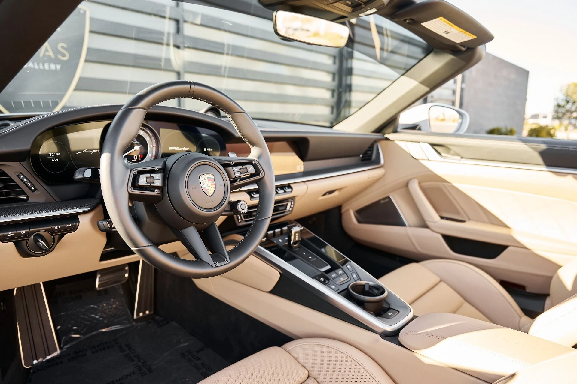 mph001_2107143624_Used_2024_Porsche_911_Turbo_1768616317_9b3a1d7e0a