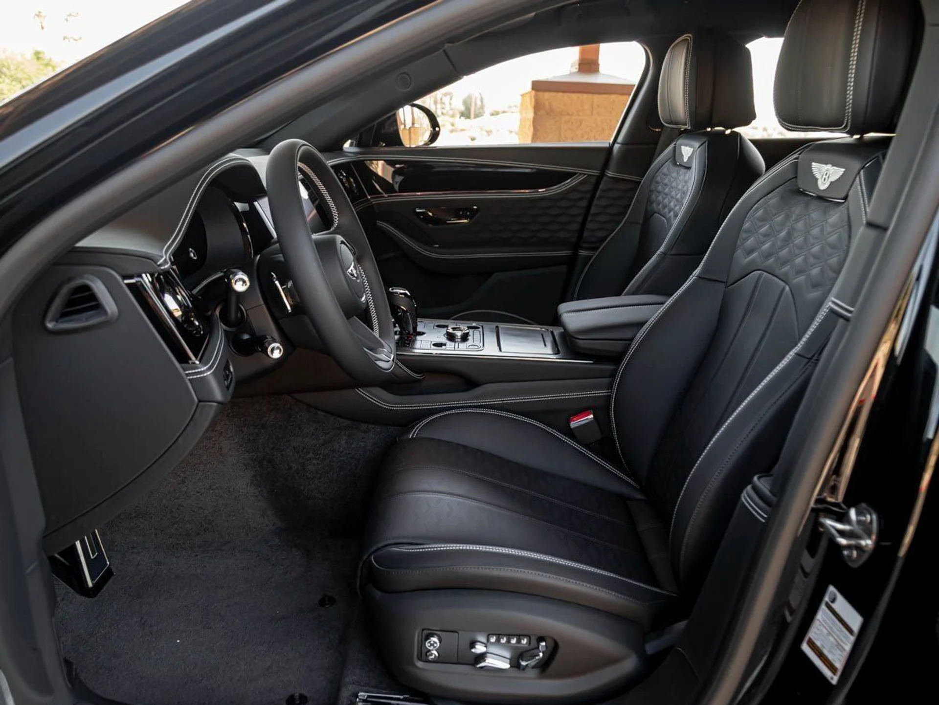 mph001_2116597465_2_37f38f453d