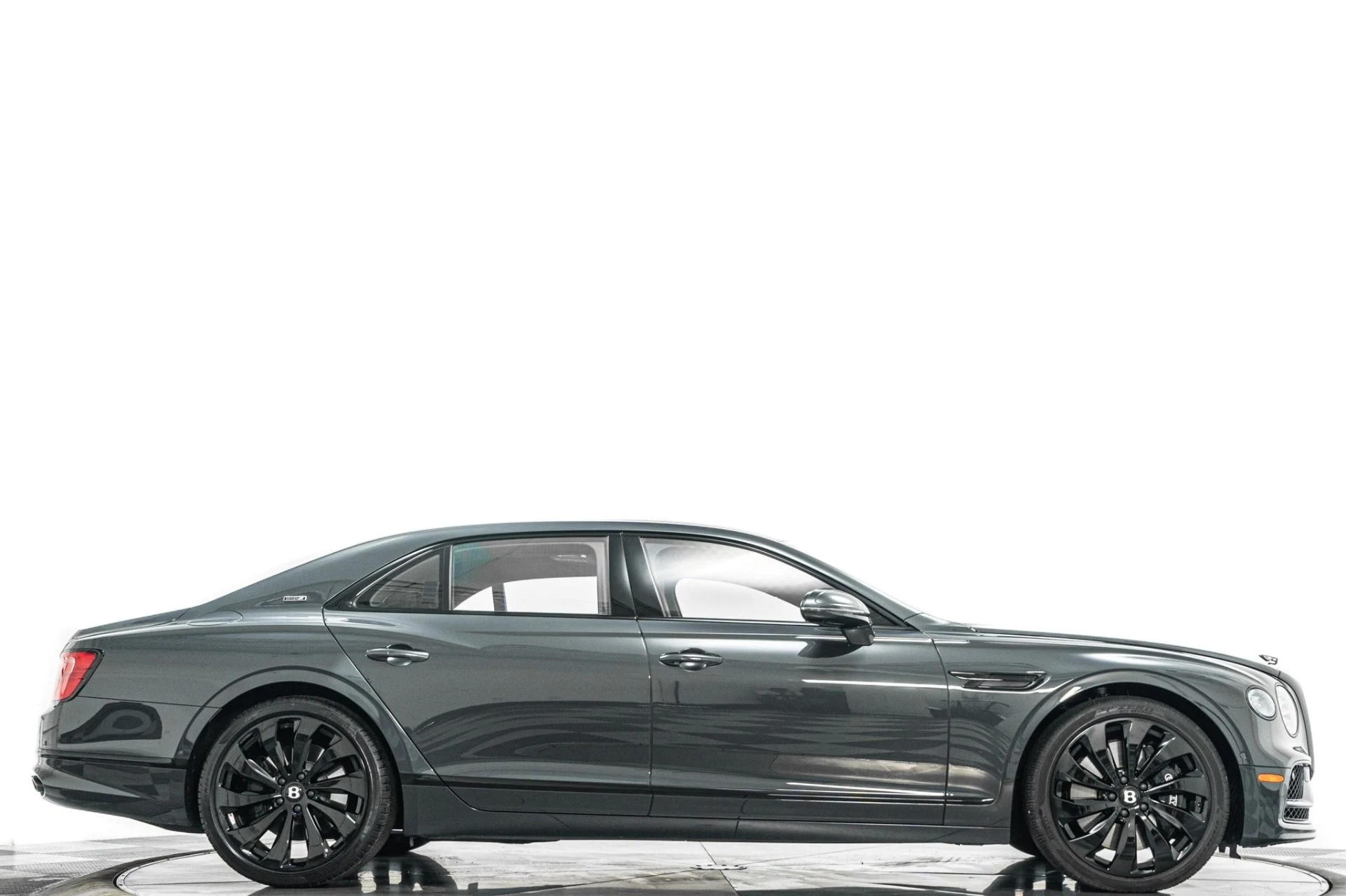 mph001_2119158208_Used_2024_Bentley_Flying_Spur_Edition_8_243_K_MSRP_Rotating_Display_Panoramic_Roof_1782501825_c4b700d8c3