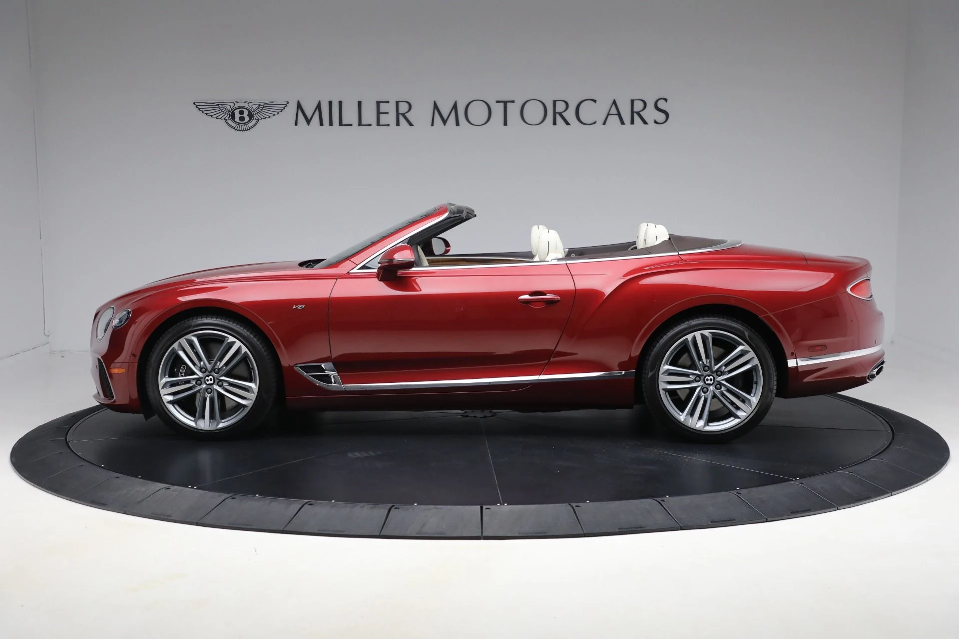 mph001_2119945194_Used_2022_Bentley_Continental_GTC_V8_5b2f575237