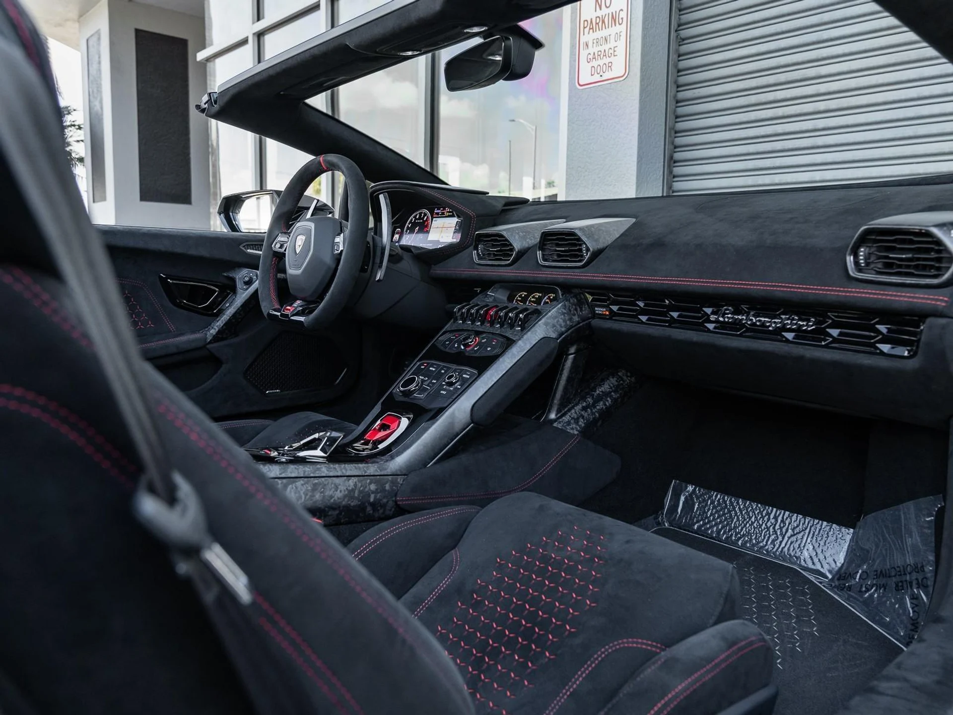 mph001_212009647_Used_2018_Lamborghini_Huracan_Performante_Spyder_1761599109_739583ac59