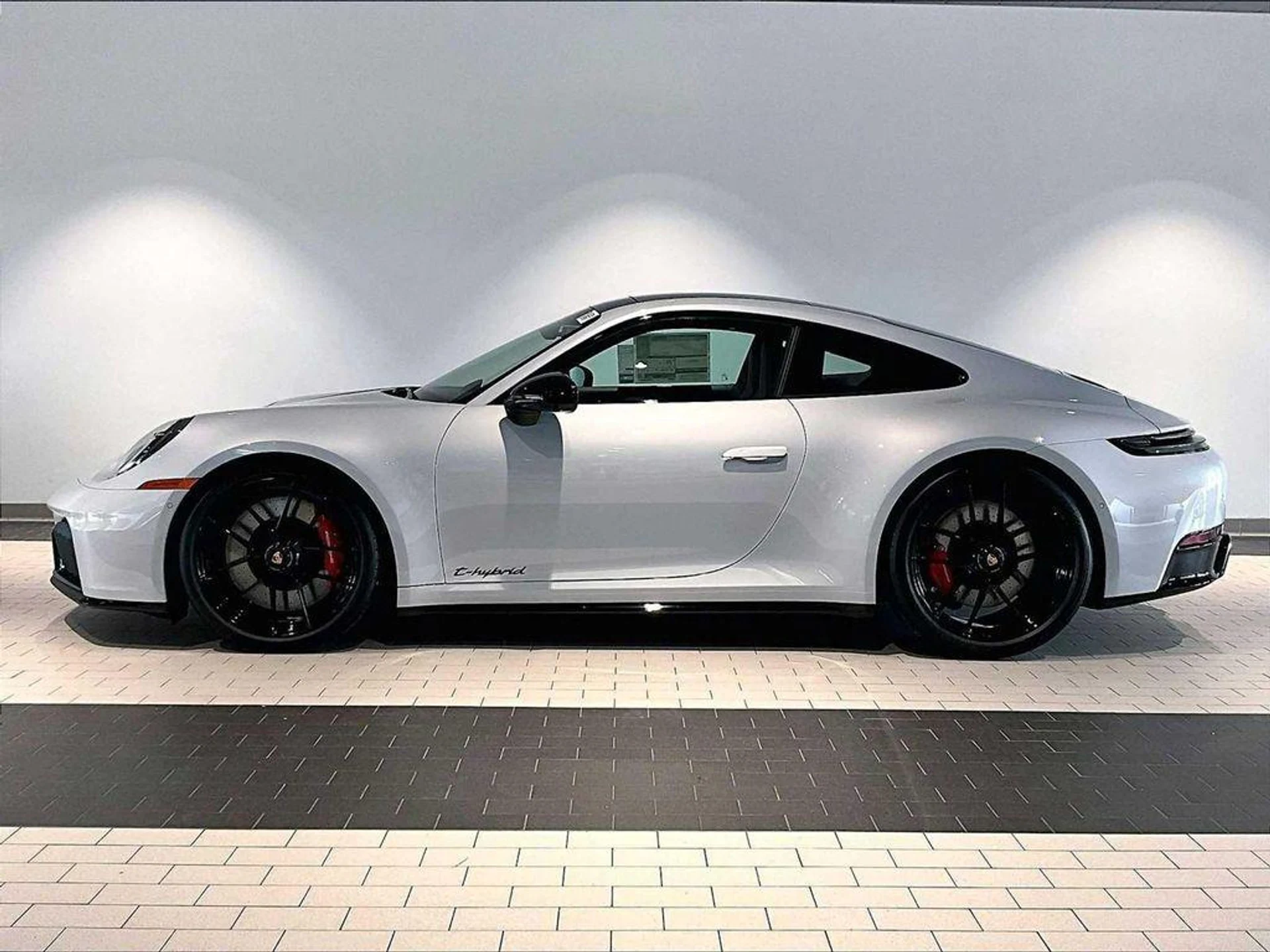 mph001_2121338081_lu1rh_Sw_Zv_VQ_g_I_Dt_R_N_Fl_EJF_Ubk_bab5bcc2d5