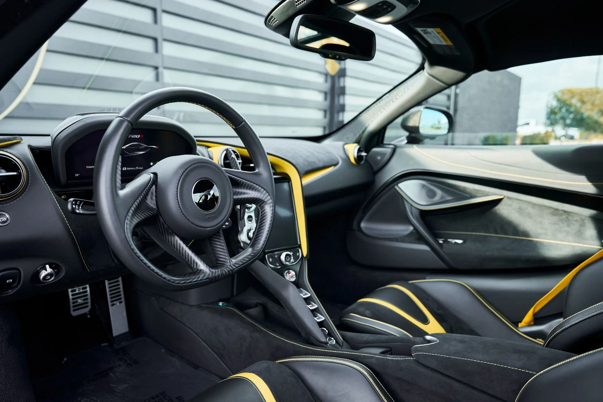 mph001_2128507884_Used_2021_Mc_Laren_720_S_1767401796_40878f34b0