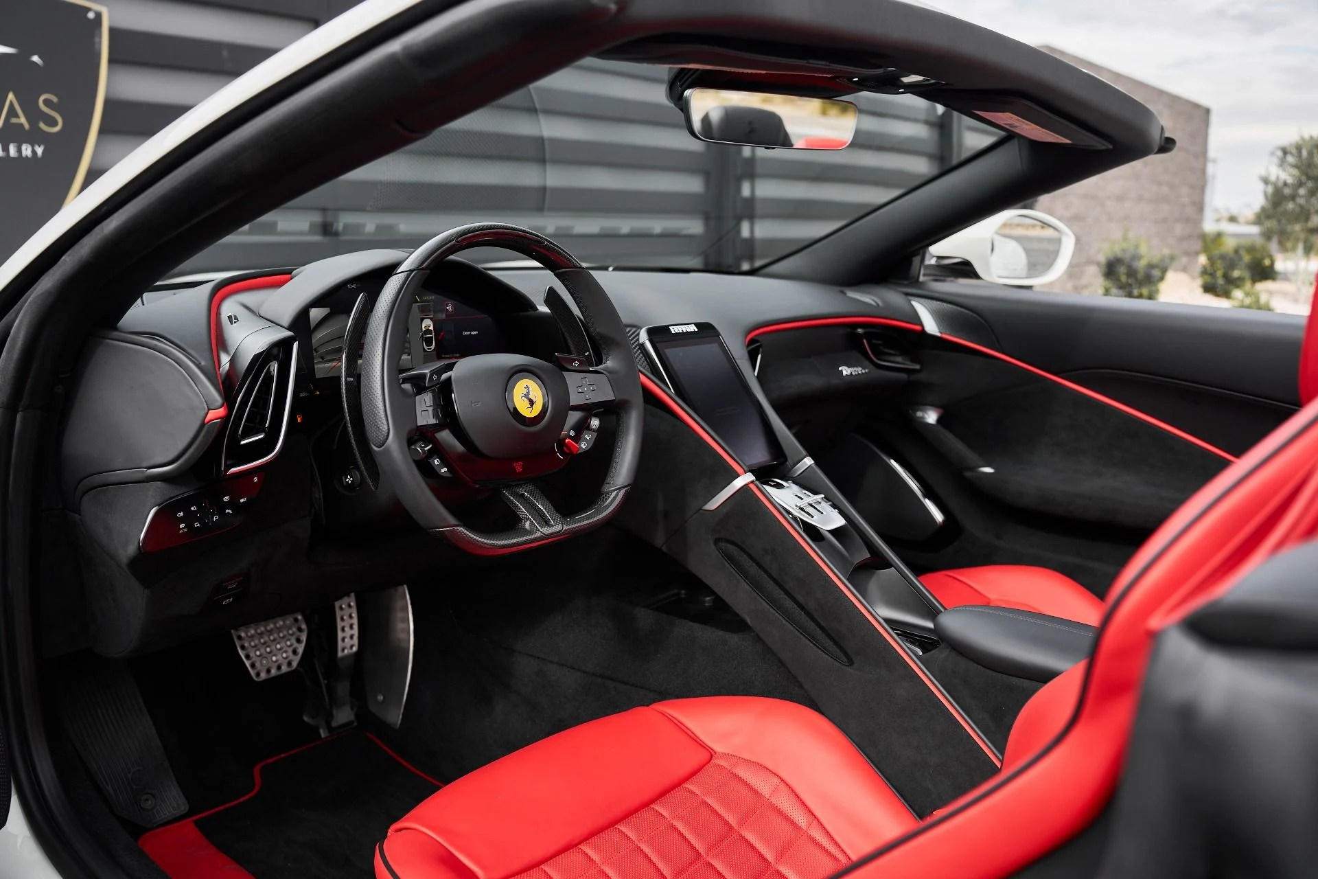 mph001_2128978318_Used_2024_Ferrari_Roma_Base_1763170037_954b8ac6b1