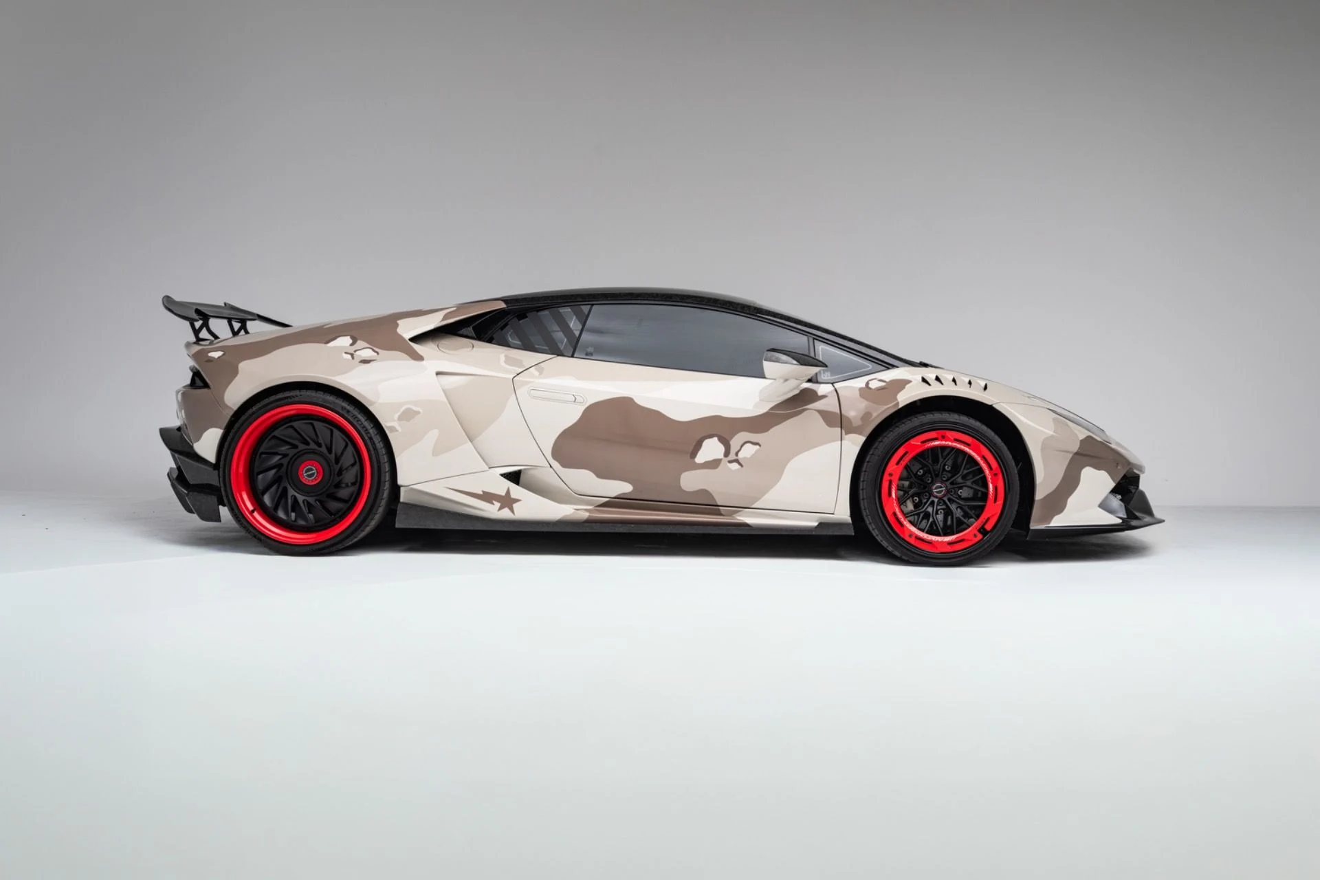 mph001_2142207479_Used_2015_Lamborghini_Huracan_LP_610_4_1777064624_36968df59d