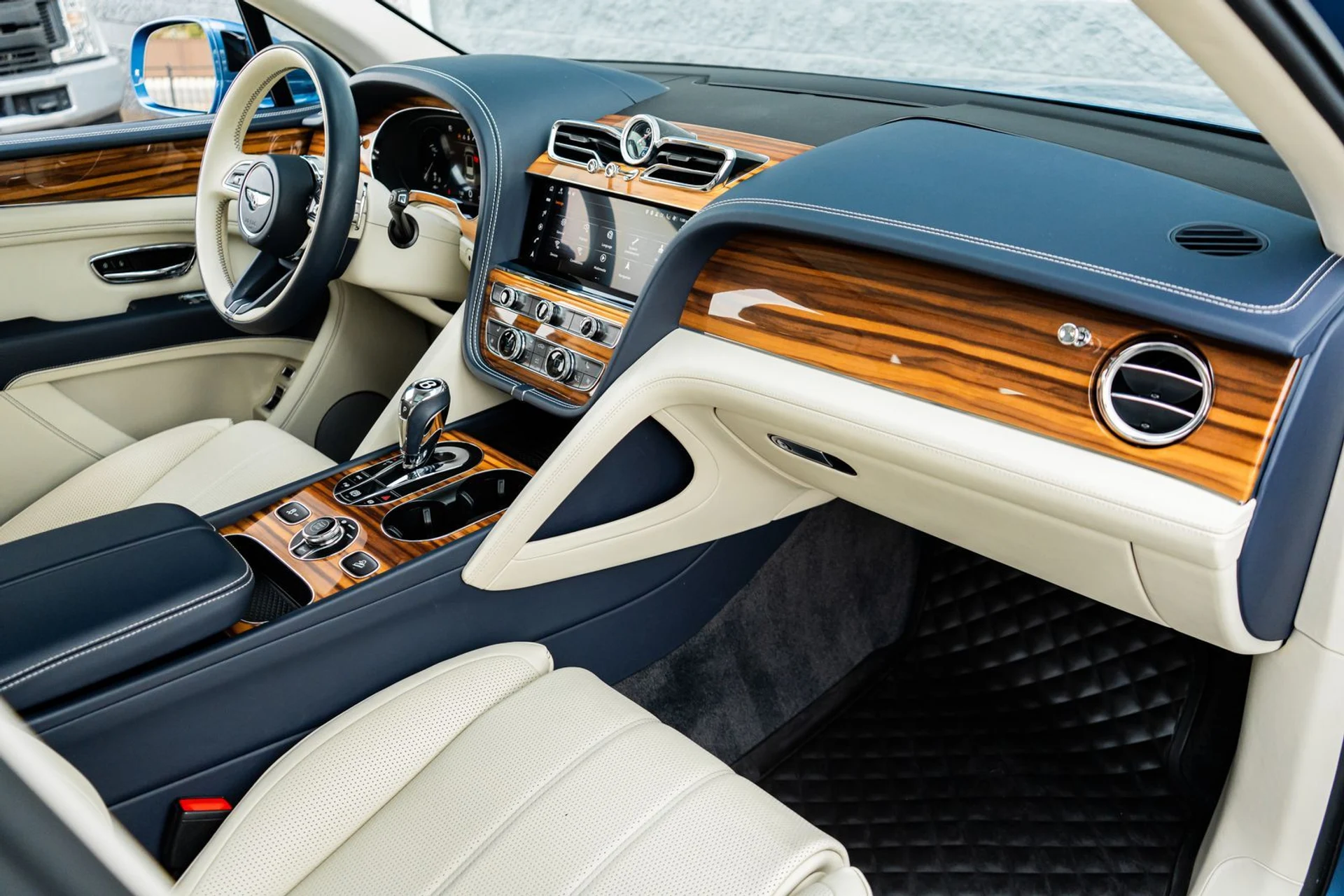 mph001_2146001579_f6c718e1_996f_4d96_983c_87d7f57cfc73_b5b41a749d