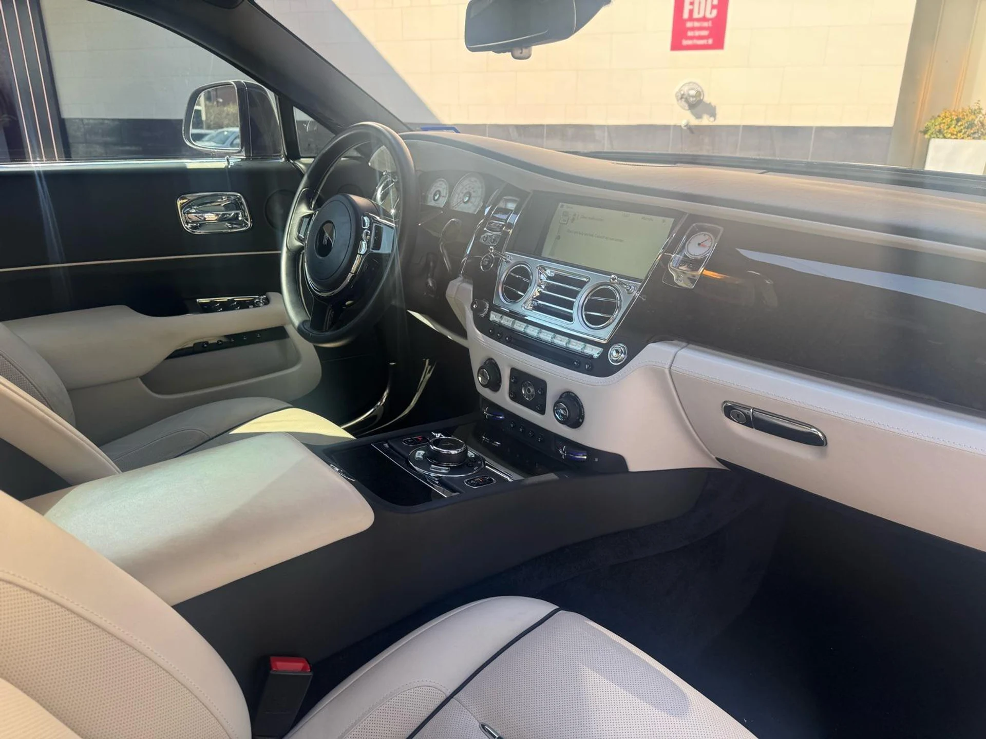 mph001_215658835_498433837_699e7126df28d2812ab5f300_8fe76b6bbf