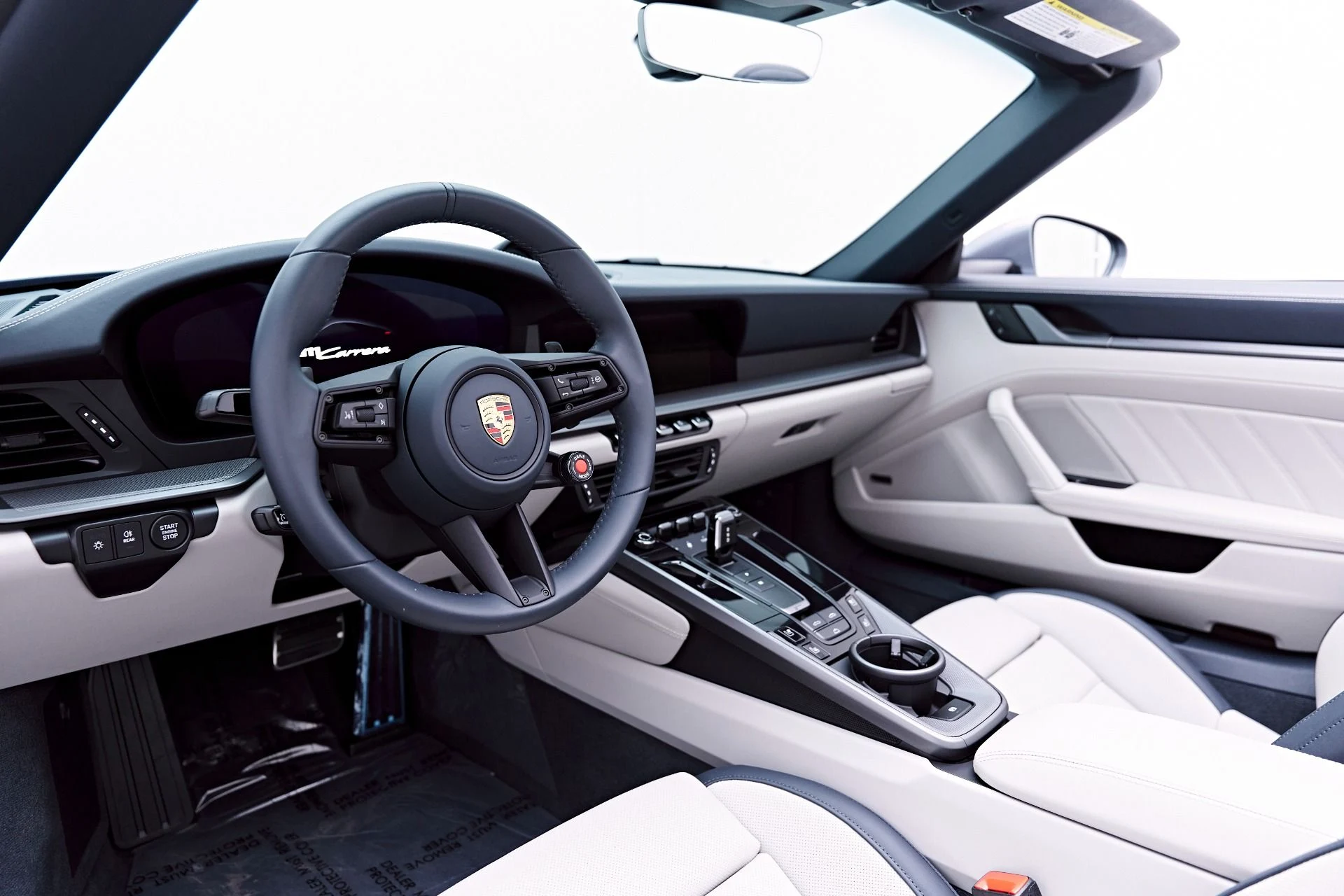 mph001_2162233030_Used_2025_Porsche_911_Carrera_1777504742_514520405e