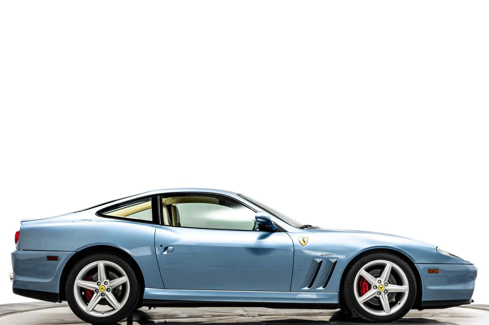 mph001_2168475608_Used_2002_Ferrari_575_M_Maranello_Fiorano_Handling_Package_Carbon_Fiber_Seats_1789164488_5c7bc0fa7b