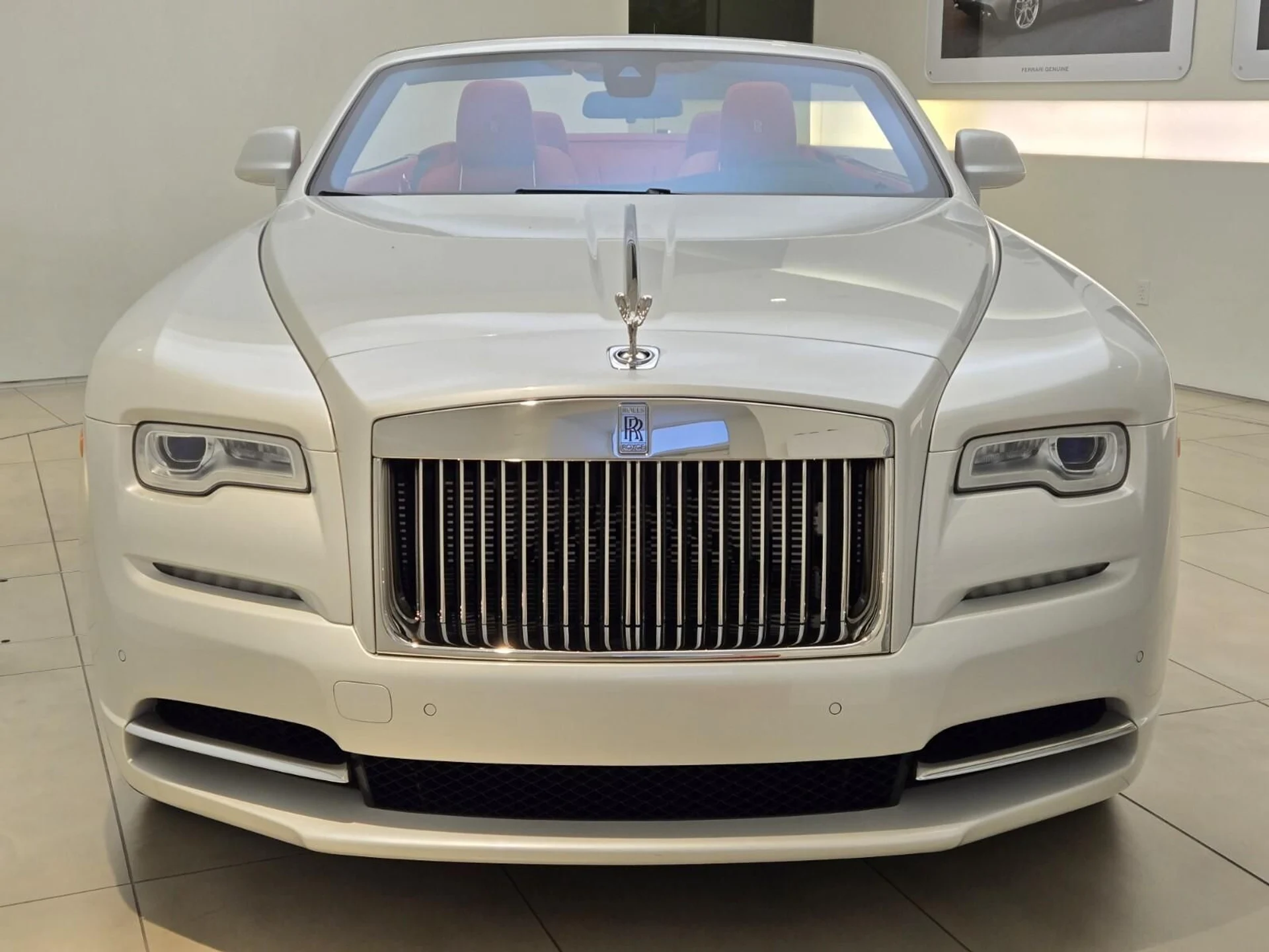 mph001_2179093994_Used_2017_Rolls_Royce_Dawn_1765004102_2f0940659b