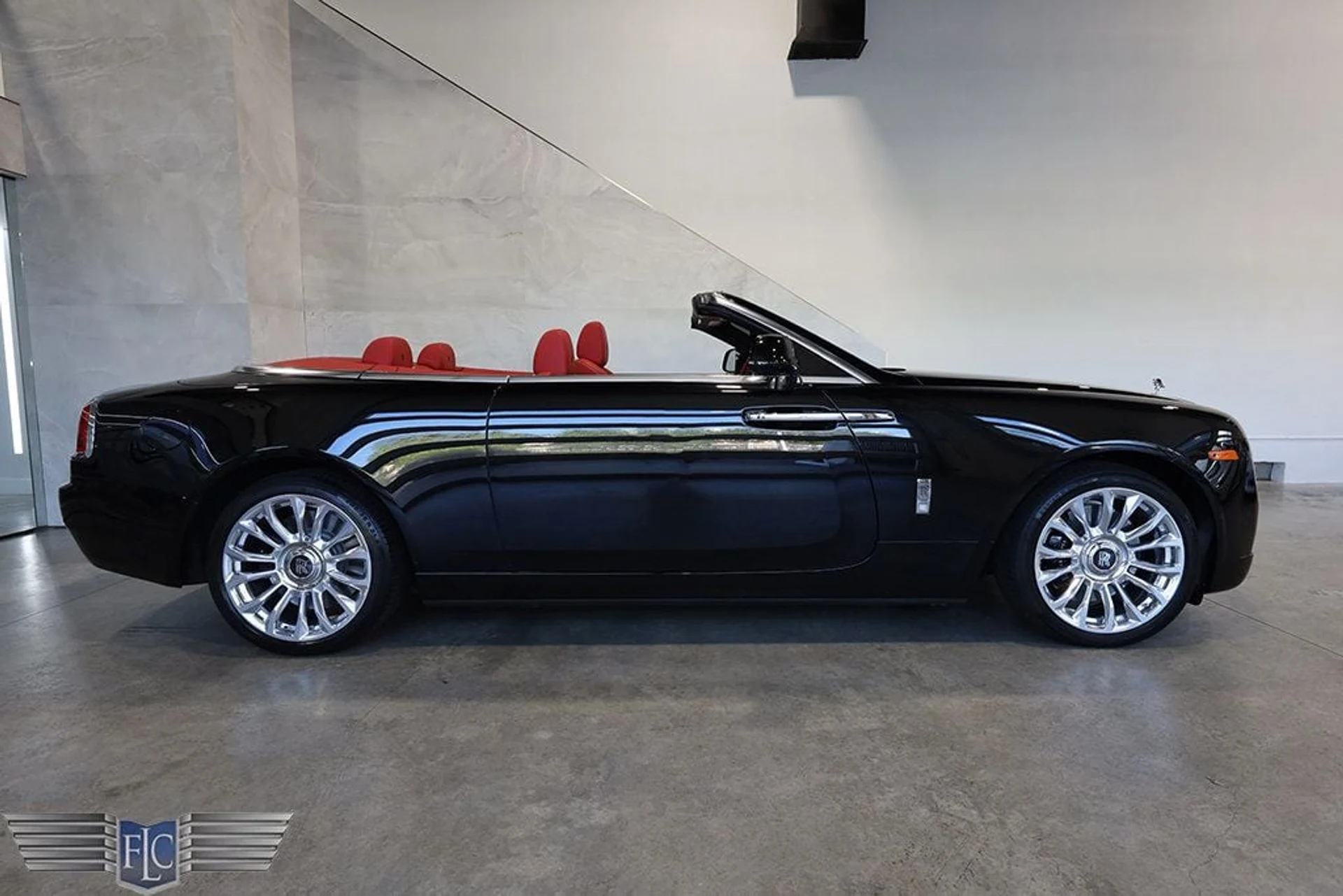 mph001_2185367044_used_2021_rolls_royce_dawn_convertible_9689_22905952_2_1024_09c0a5b2be
