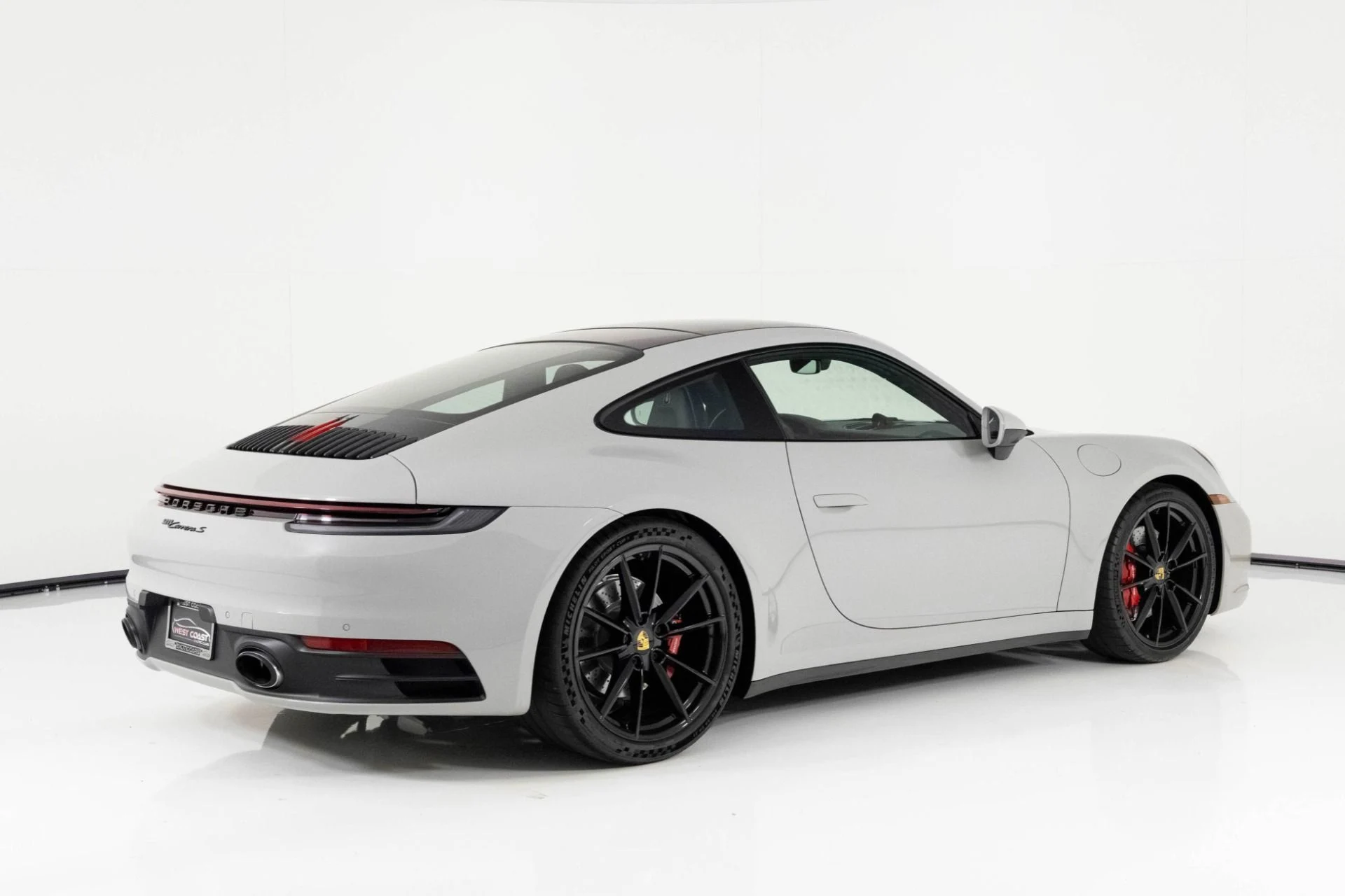 mph001_2187539262_Used_2021_Porsche_911_Carrera_S_1763673569_732e330dac