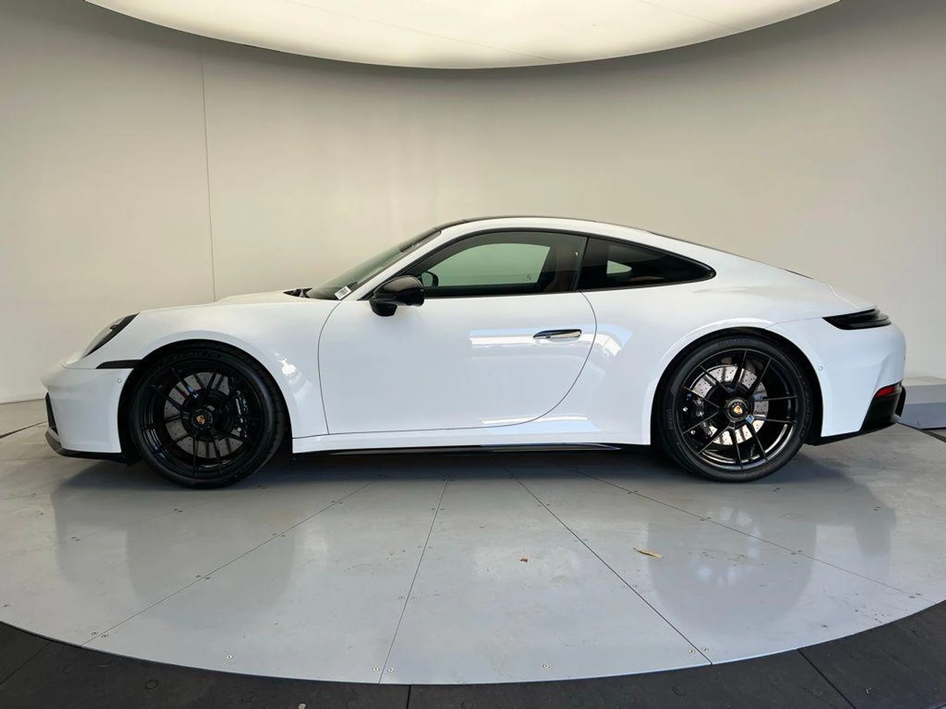 mph001_2188946812_uwujeu_Ayaqavp_X96ey8d_Oj_I7e7_U_1eb81e3e04