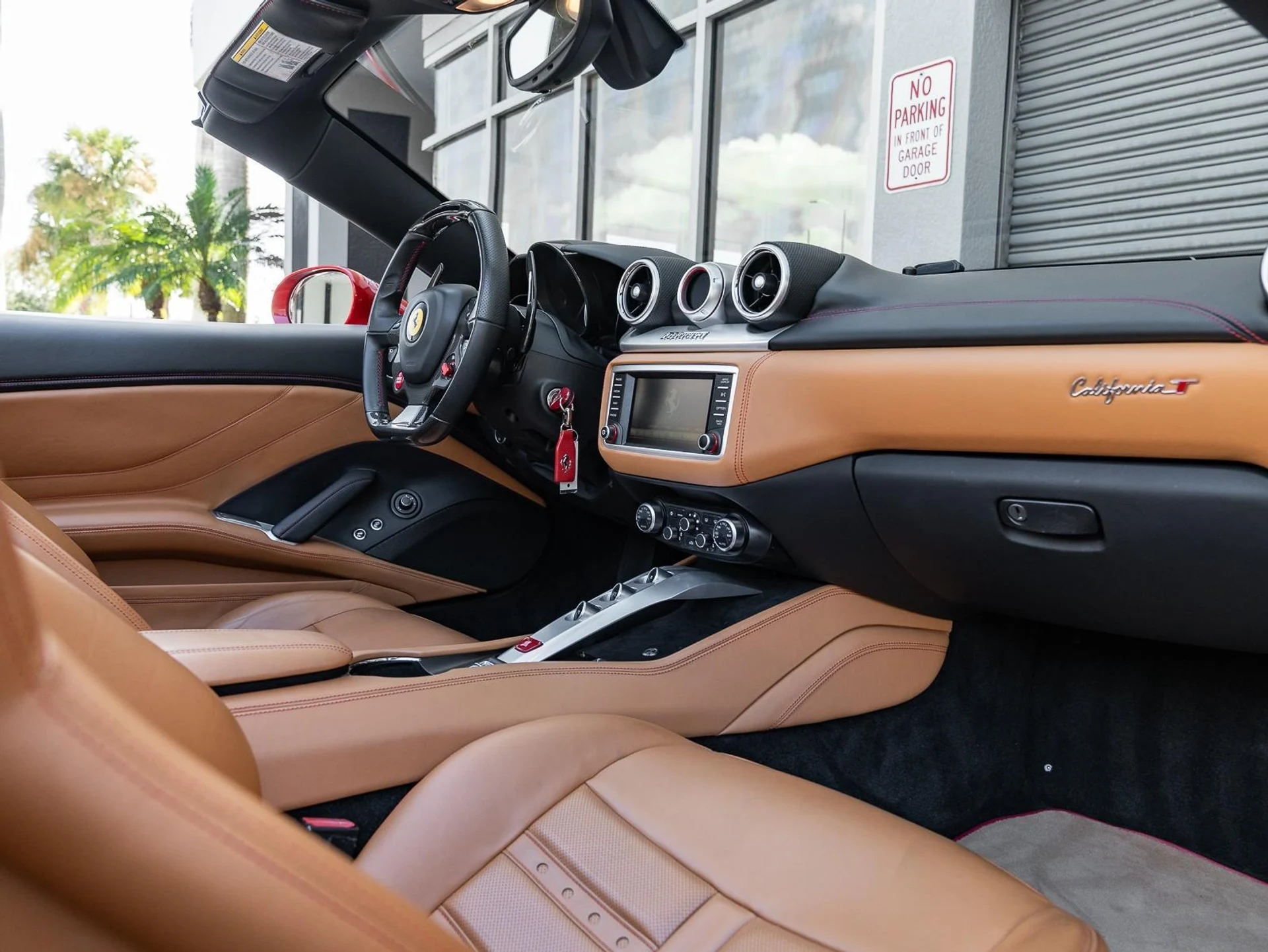 mph001_2191355507_Used_2015_Ferrari_California_T_1761253508_db72b1b84b