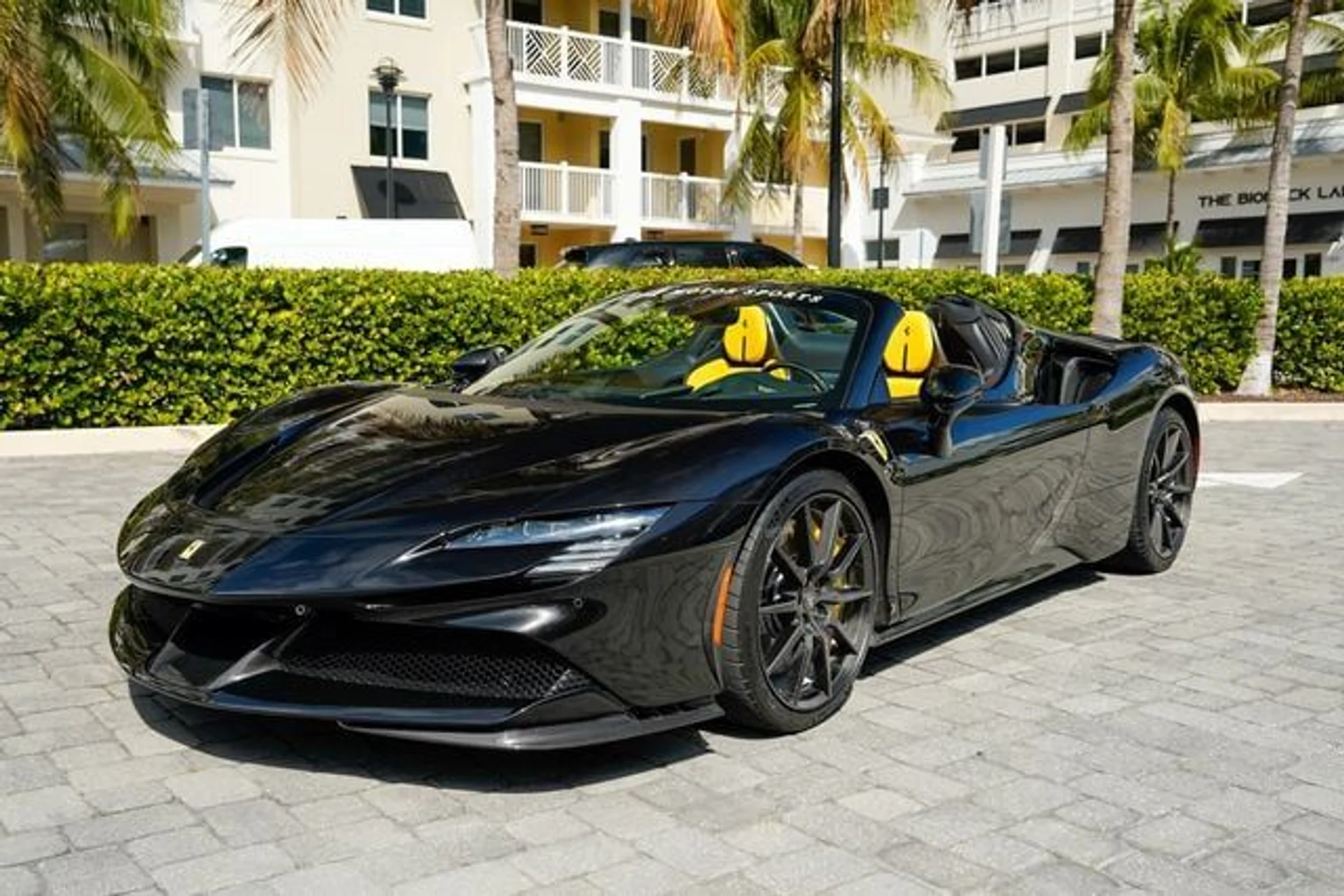 mph001_219139079_22986484_2_616bcc3067