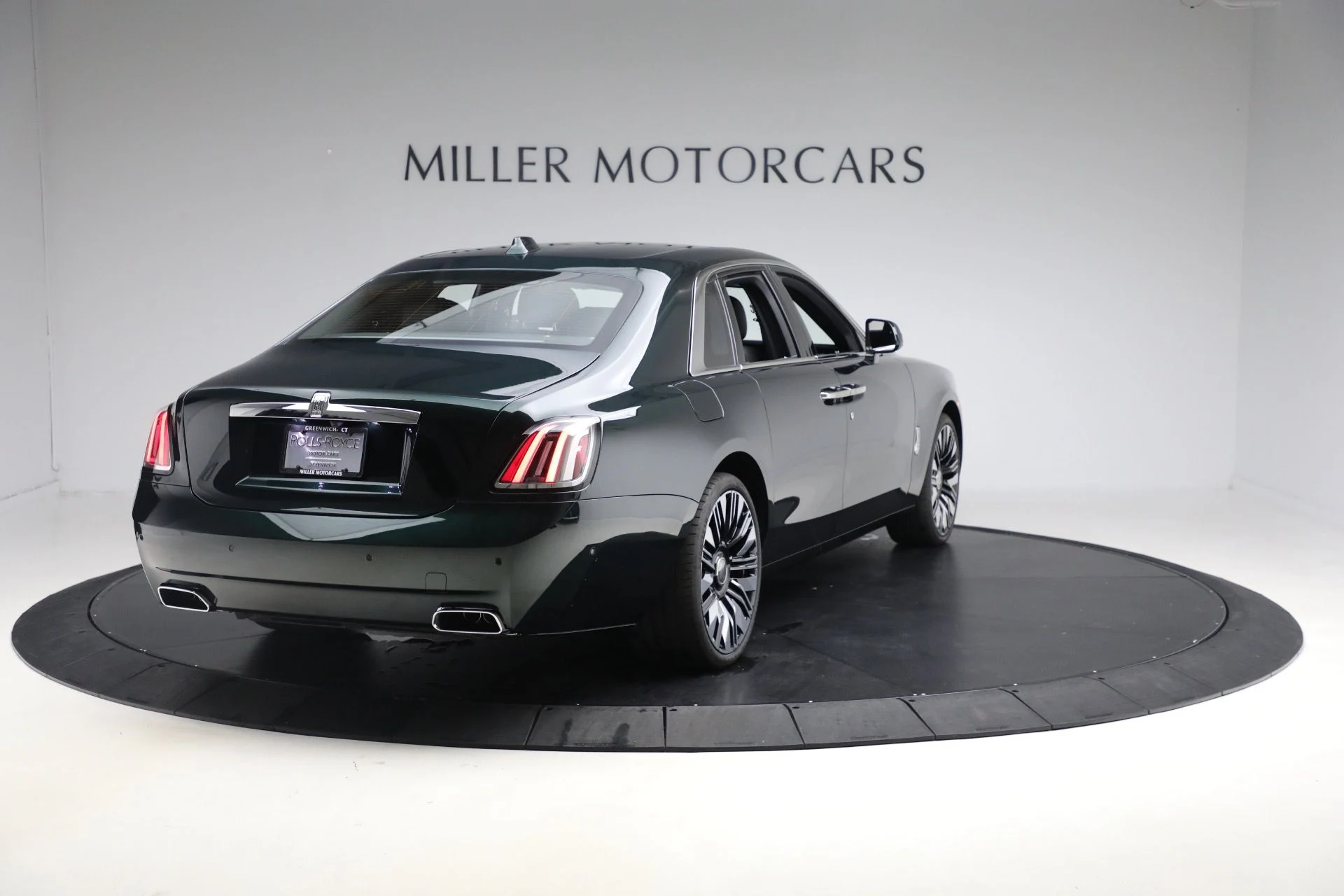 mph001_2195253209_New_2026_Rolls_Royce_Ghost_7227979cce