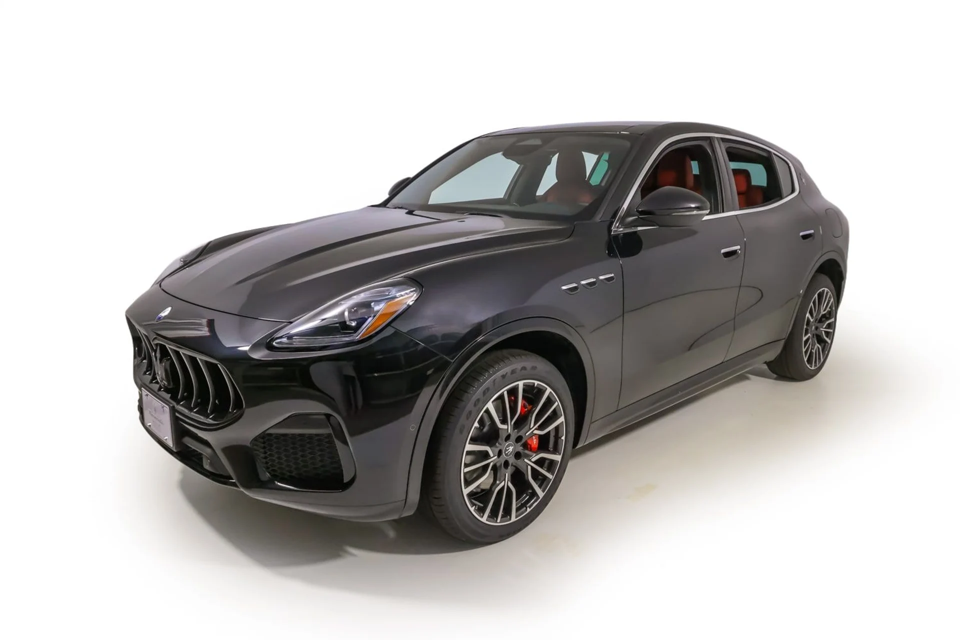 mph001_2196104277_0b8e6973f6024c10a256e0faa7b6843b_c39e9f9e5d