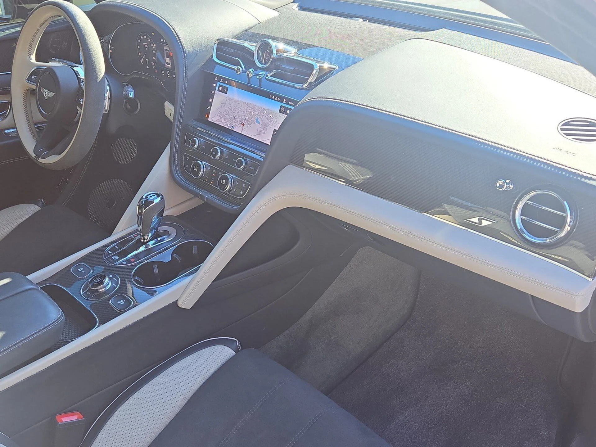 mph001_2205099383_5ce18f8f8b387200a85b49f70bb78da6x_b94addc195