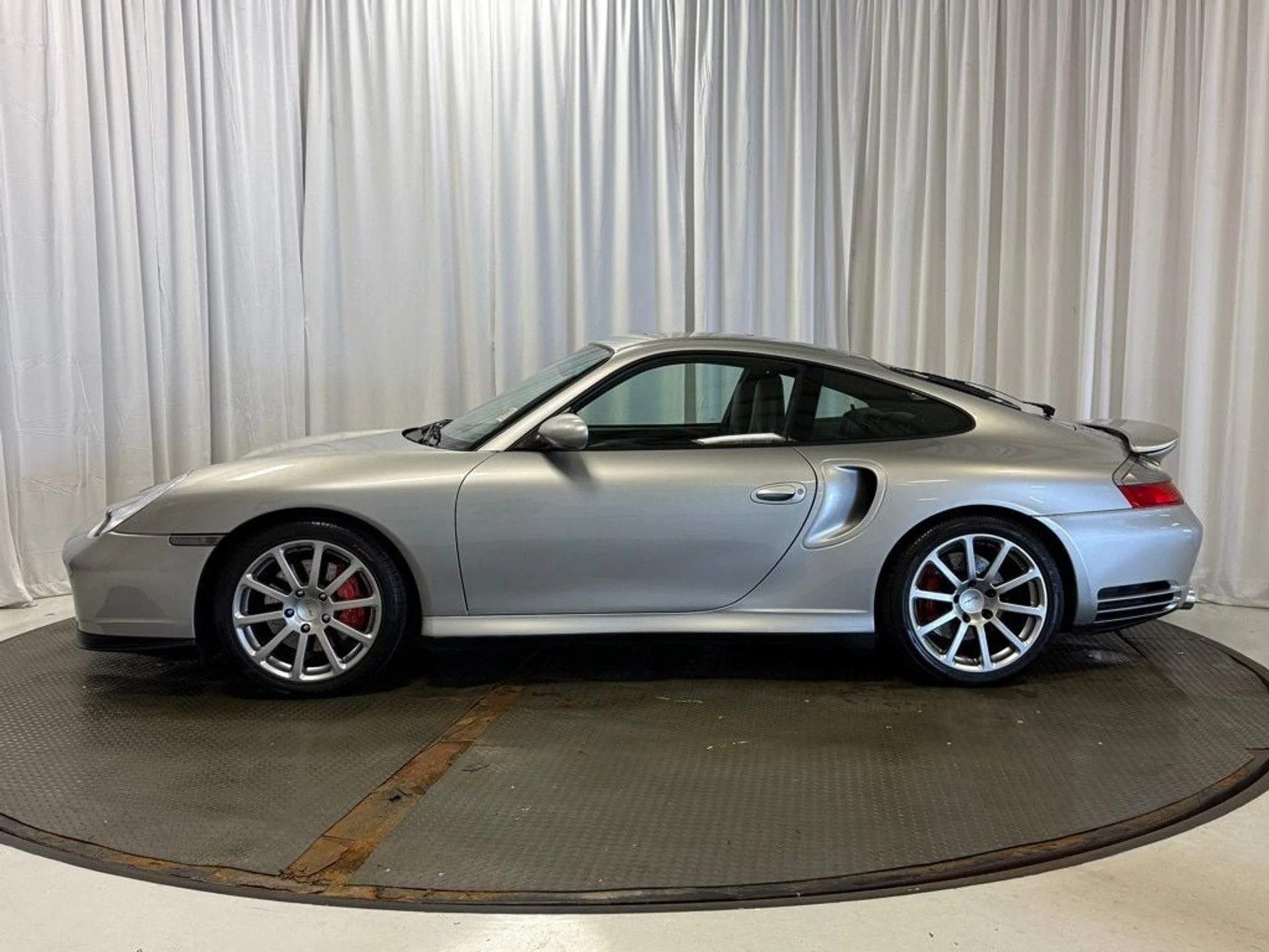 mph001_220517976_685b80c3dd7cc7c2f8a485d3d085fde7x_f75388a34d