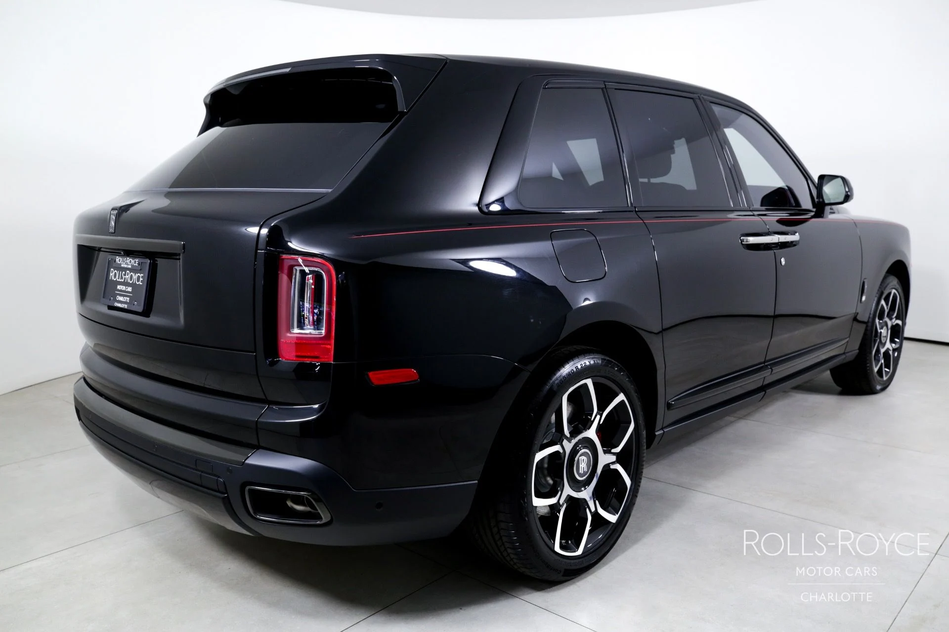 mph001_2209759475_Used_2024_Rolls_Royce_Black_Badge_Cullinan_1746462225_d1a0f0f741