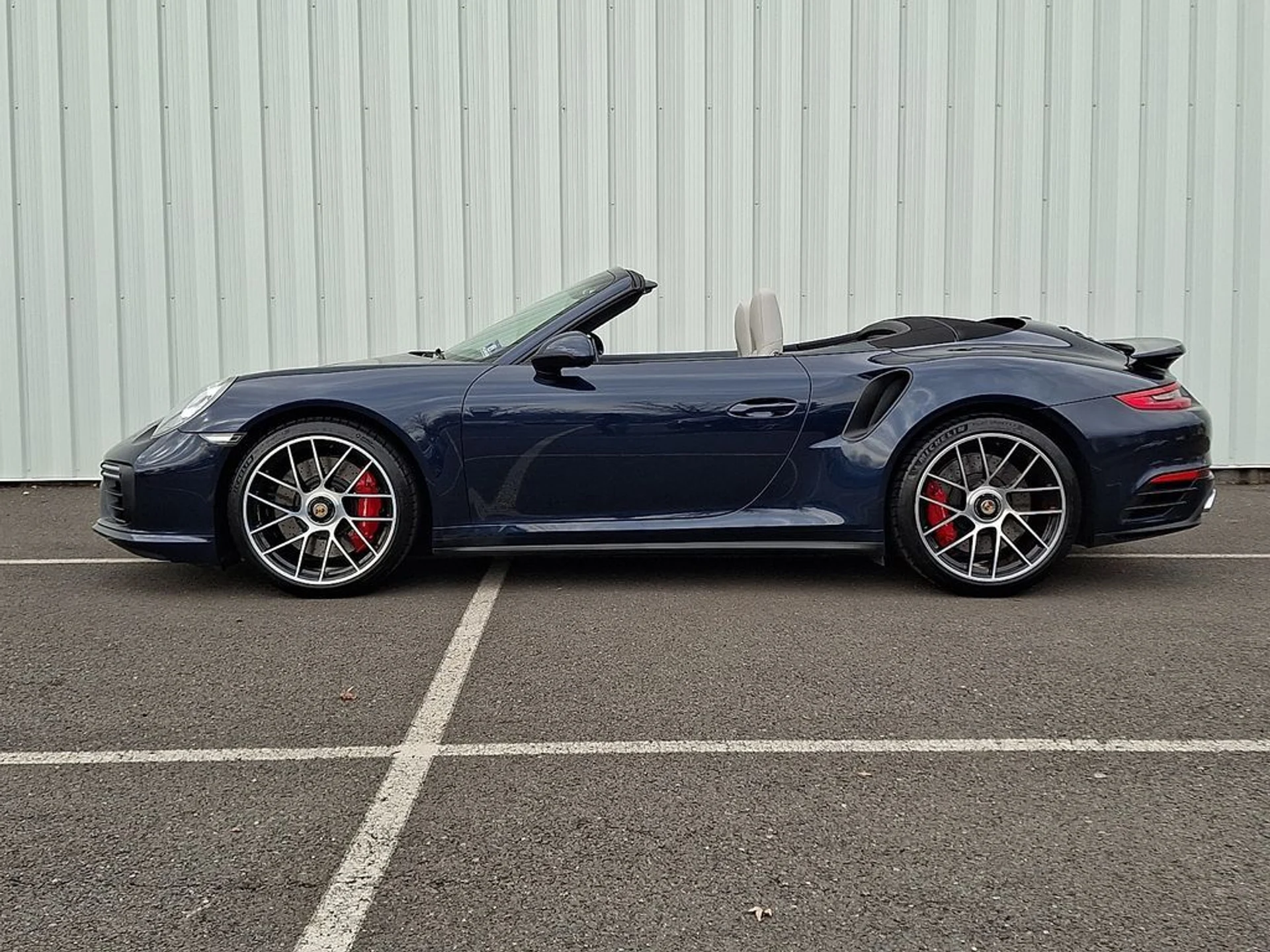 mph001_2217609082_6cdc66e95599c14851f6e4578b22f16dx_6f3f7c592f