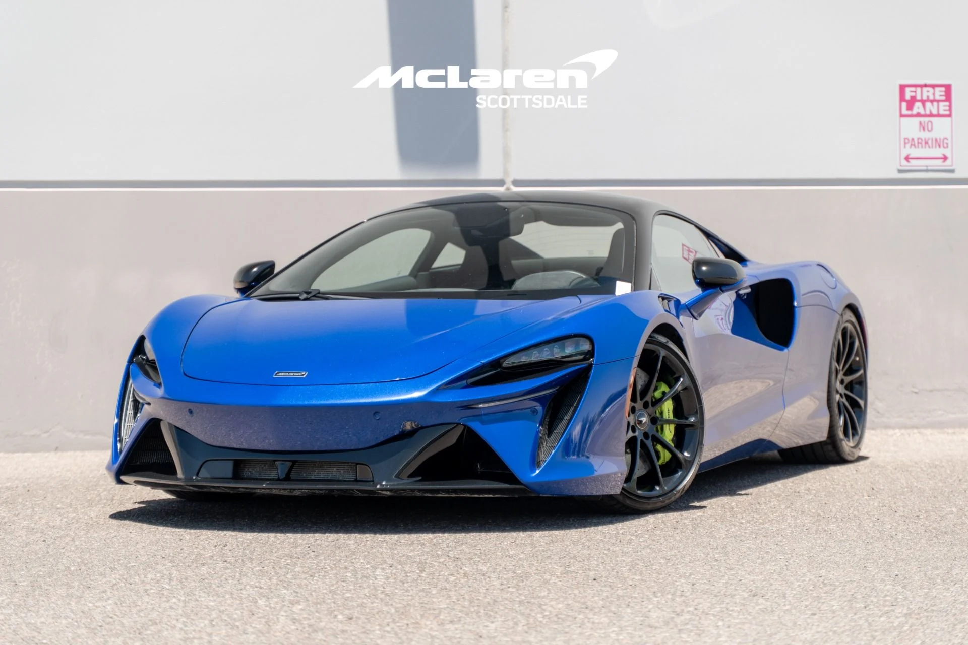 mph001_2221754497_Used_2023_MCLAREN_ARTURA_1780682365_ab24aec184