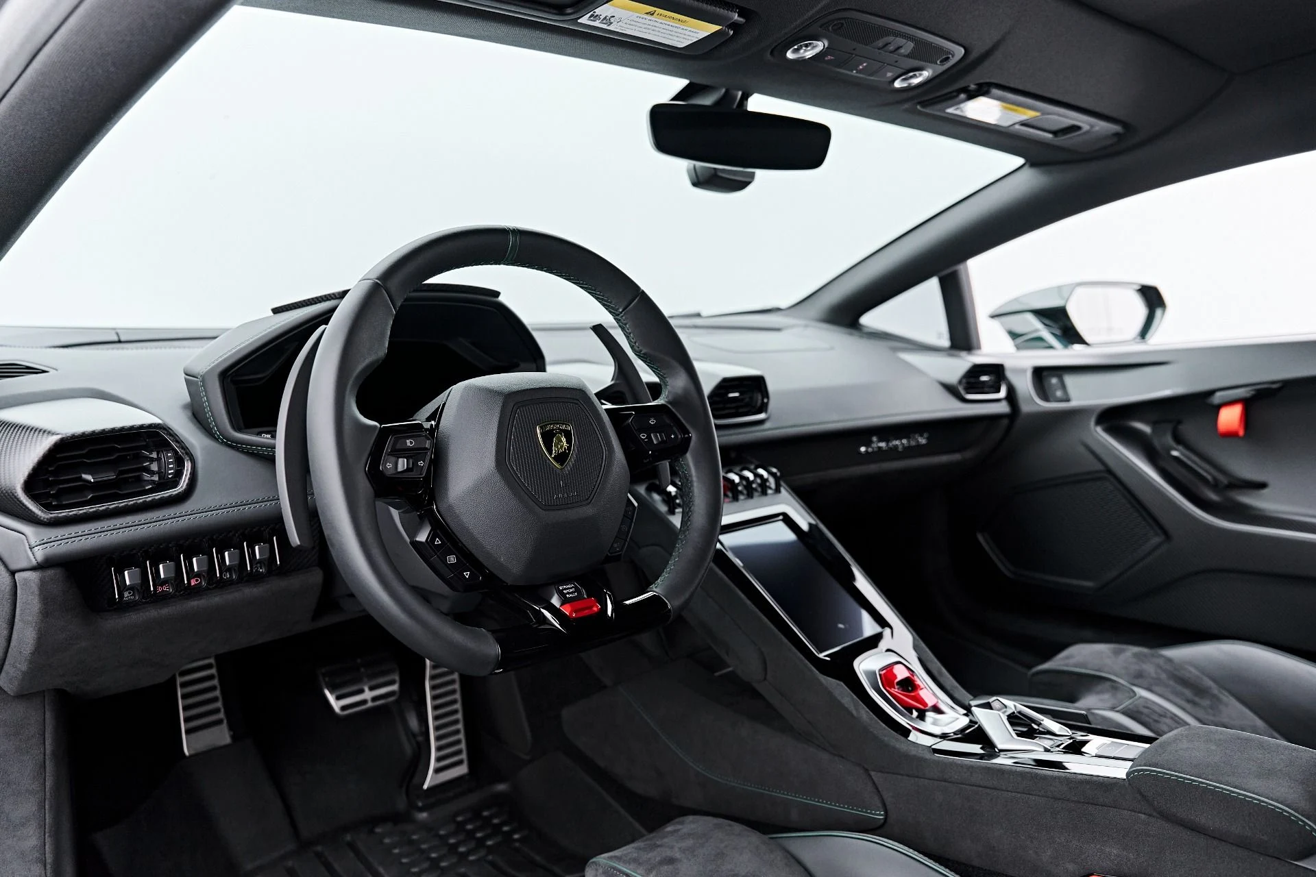 mph001_2222045047_Used_2024_Lamborghini_Huracan_Sterrato_Base_1790364954_b115d336b2