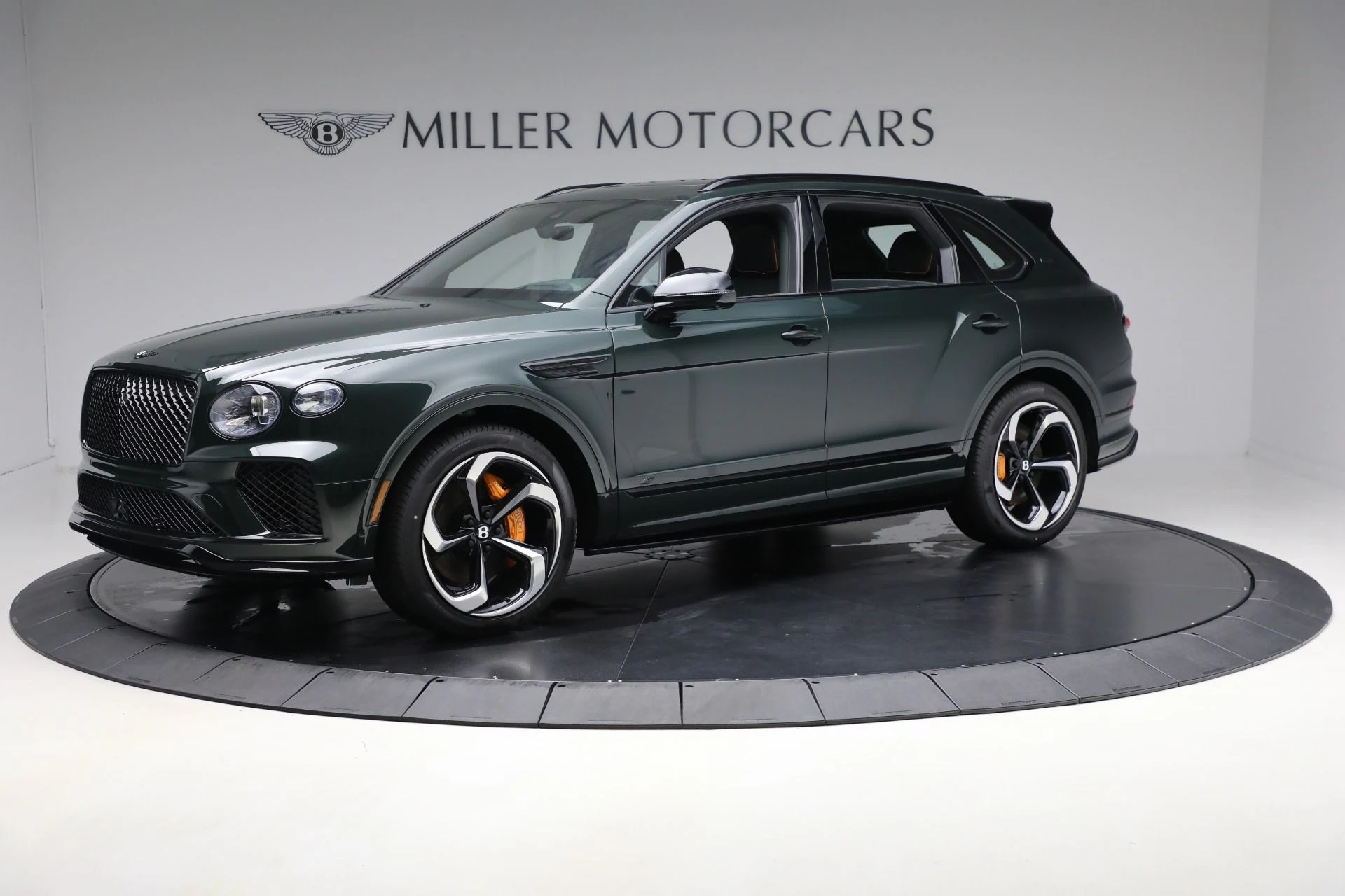 mph001_2231073900_New_2025_Bentley_Bentayga_S_Black_Edition_423e8c179f