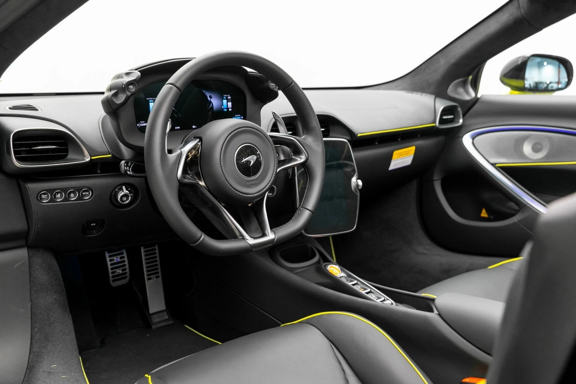 mph001_223292969_2_673f23b1d3