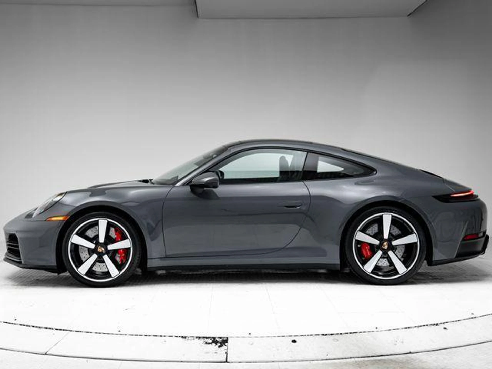 mph001_2234531653_wt7_Jx1xx_C9_Sw_CVI_Uiu_Y65m_Z9_Nn_Y_579992e2a5