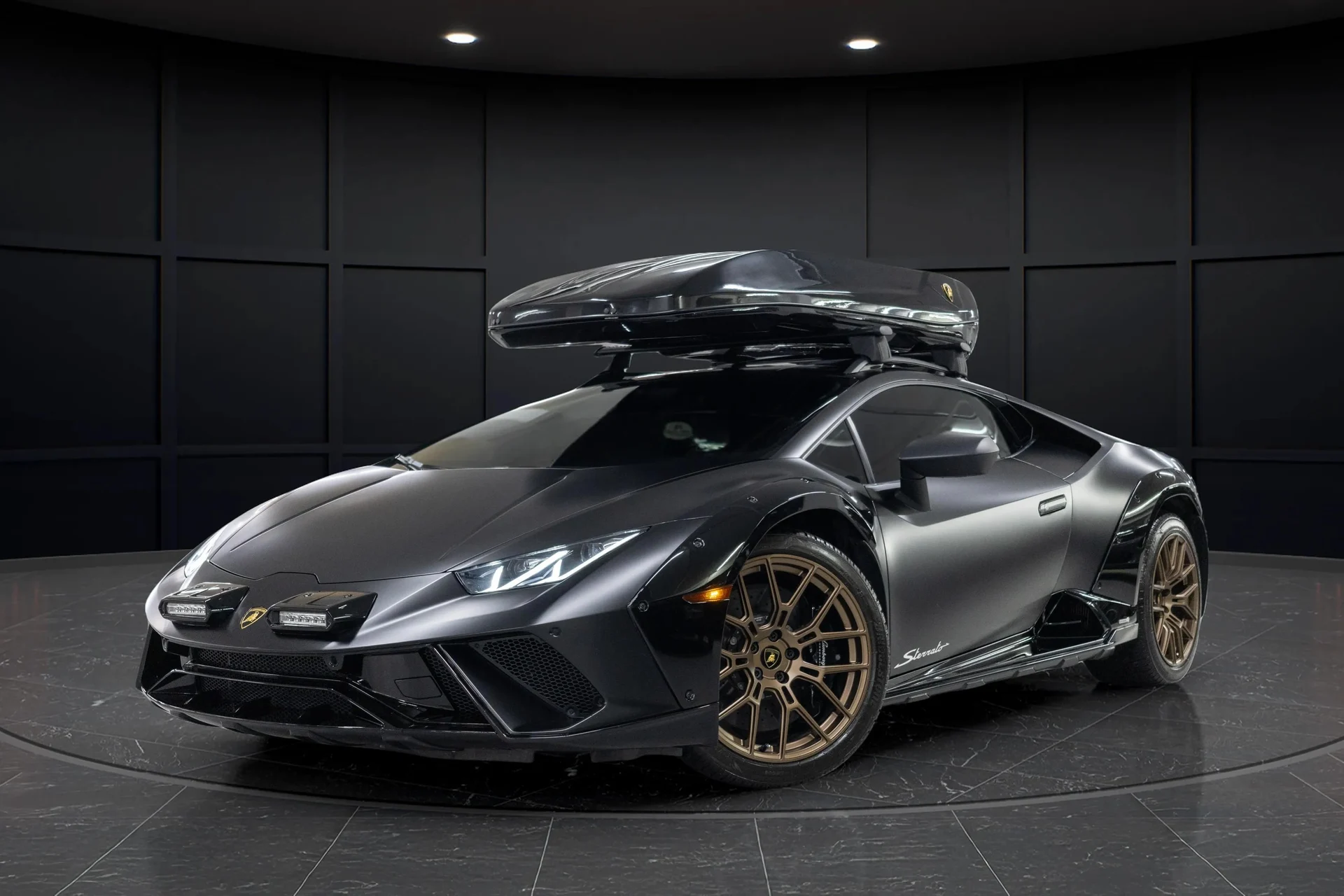mph001_2238182865_1ed4eaf2_93c0_46fa_9f74_6ea66be2c08a_202420_Lamborghini20_Huracan20_Sterato2028_ZHWCG_7_ZF_3_RLA_2945729_2_29cb9c08e4