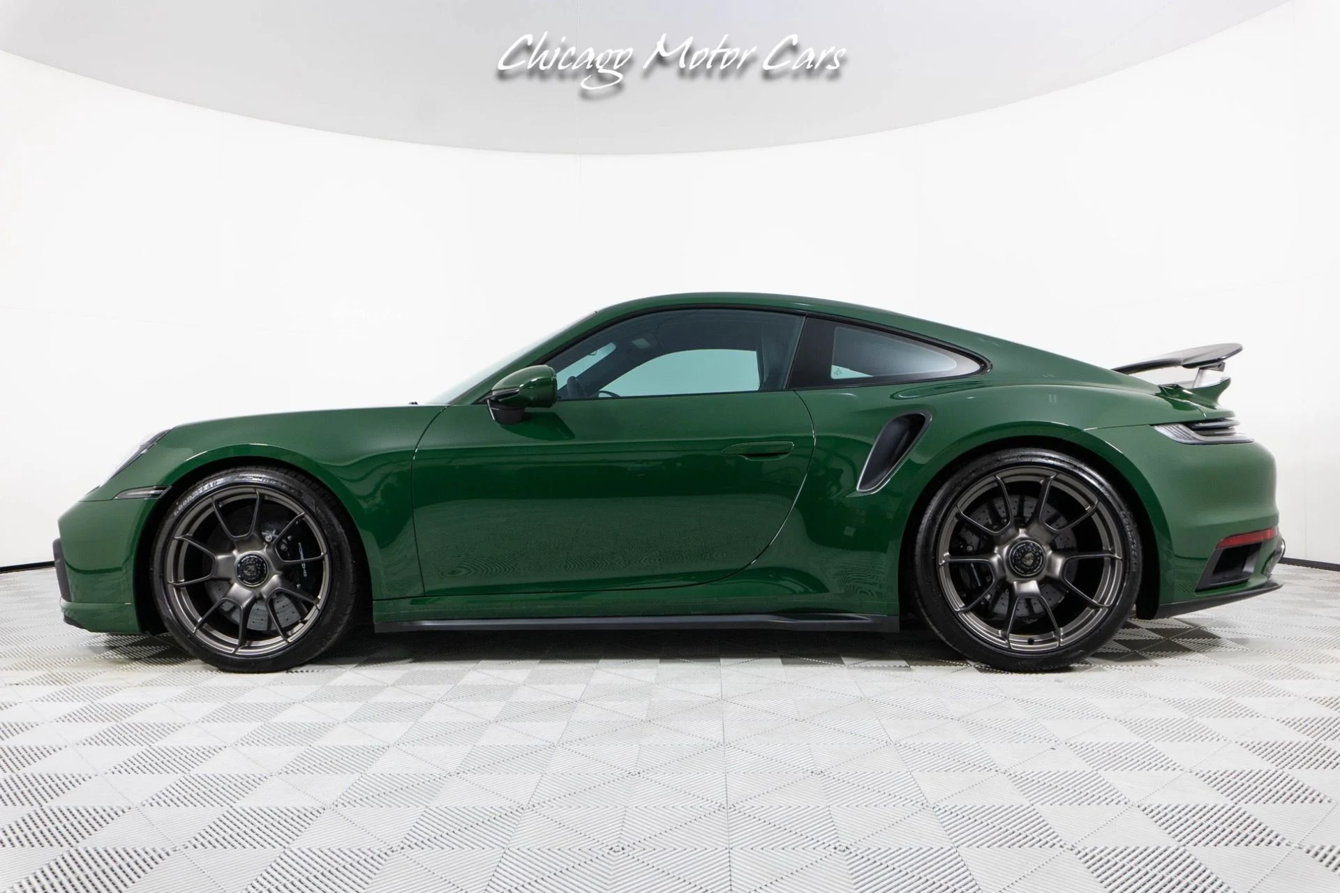 mph001_2238571939_13066_p2_l_084b5b11d2